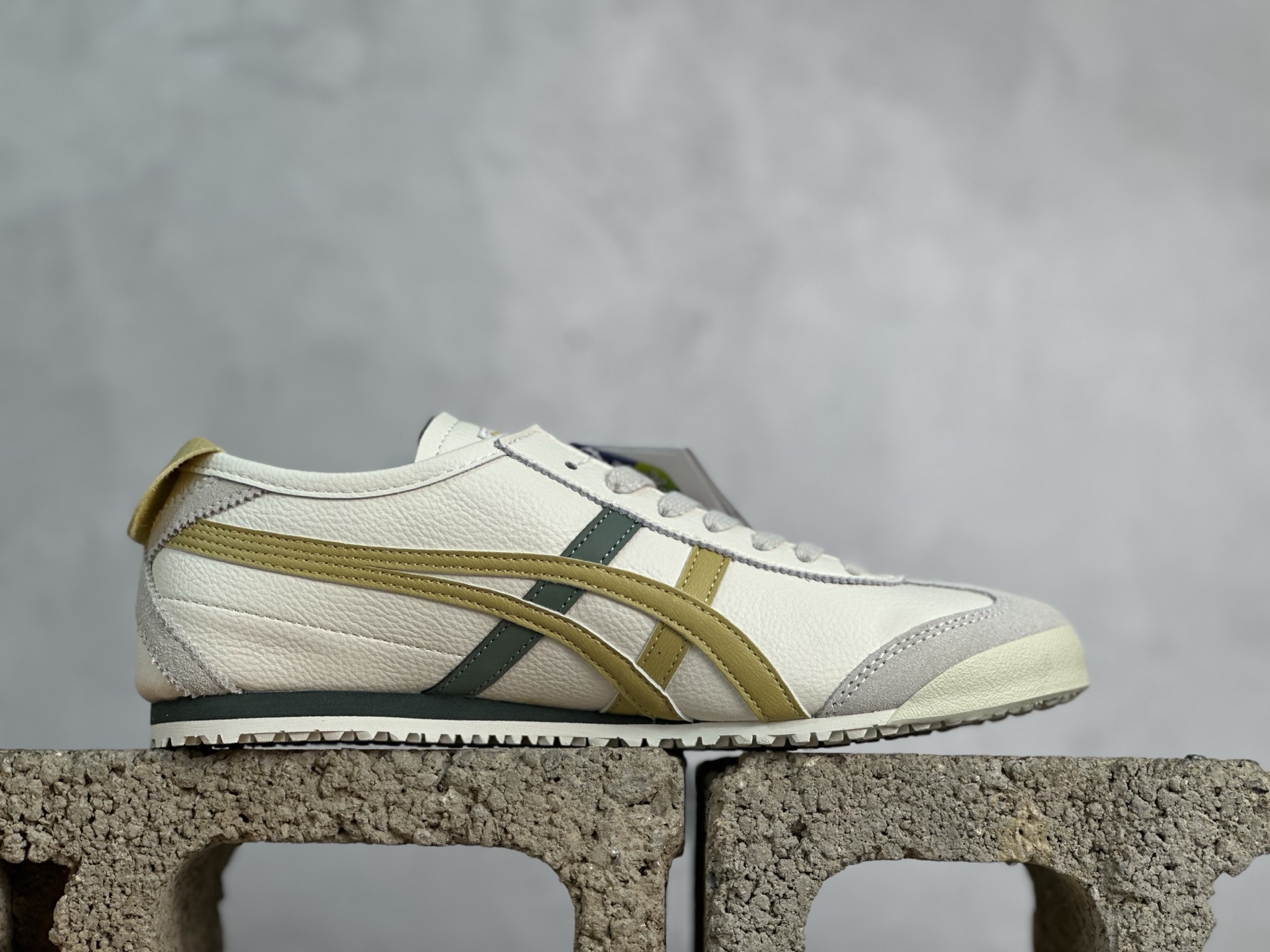 ASICS Tiger Mexico 66 天猫专供 亚瑟士 鬼冢虎阿斯克斯经典休闲跑鞋 皮面 头层皮面-莆田鞋,莆田鞋货源,高仿鞋,高仿鞋货源,安福档口,莆田高仿鞋,莆田鞋批发,高仿鞋批发,莆田高仿运动鞋,高仿运动鞋,莆田运动鞋 ASICS Tiger Mexico 66 天猫专供 亚瑟士 鬼冢虎阿斯克斯经典休闲跑鞋 皮面 头层皮面