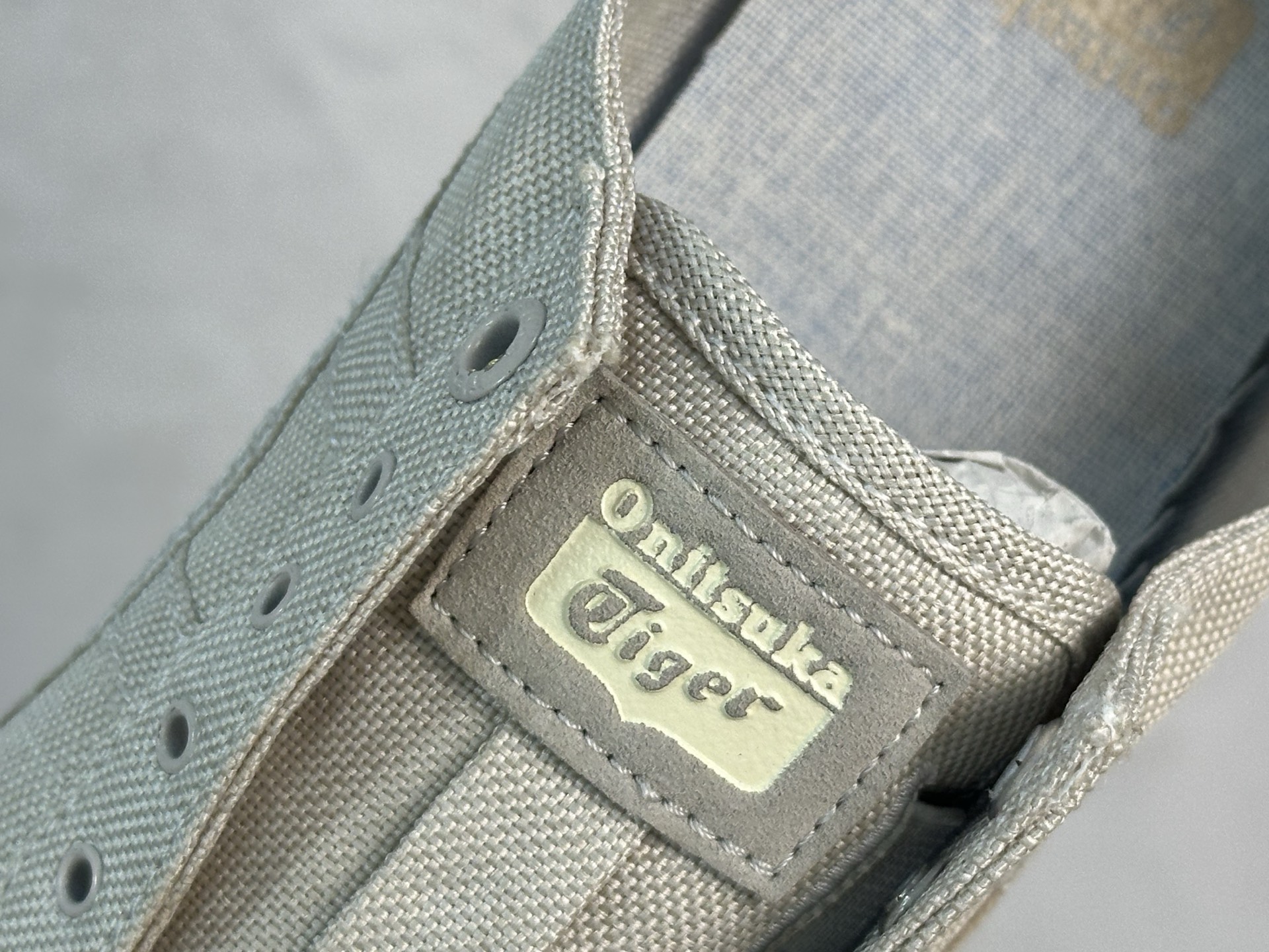 鬼塚虎/Onitsuka Dnitsuka Tiger鬼塚虎MEXICO 66 SD PARATY 墨西哥升级版系列低帮复古经典虎爪百搭休闲皮革慢跑鞋 米灰