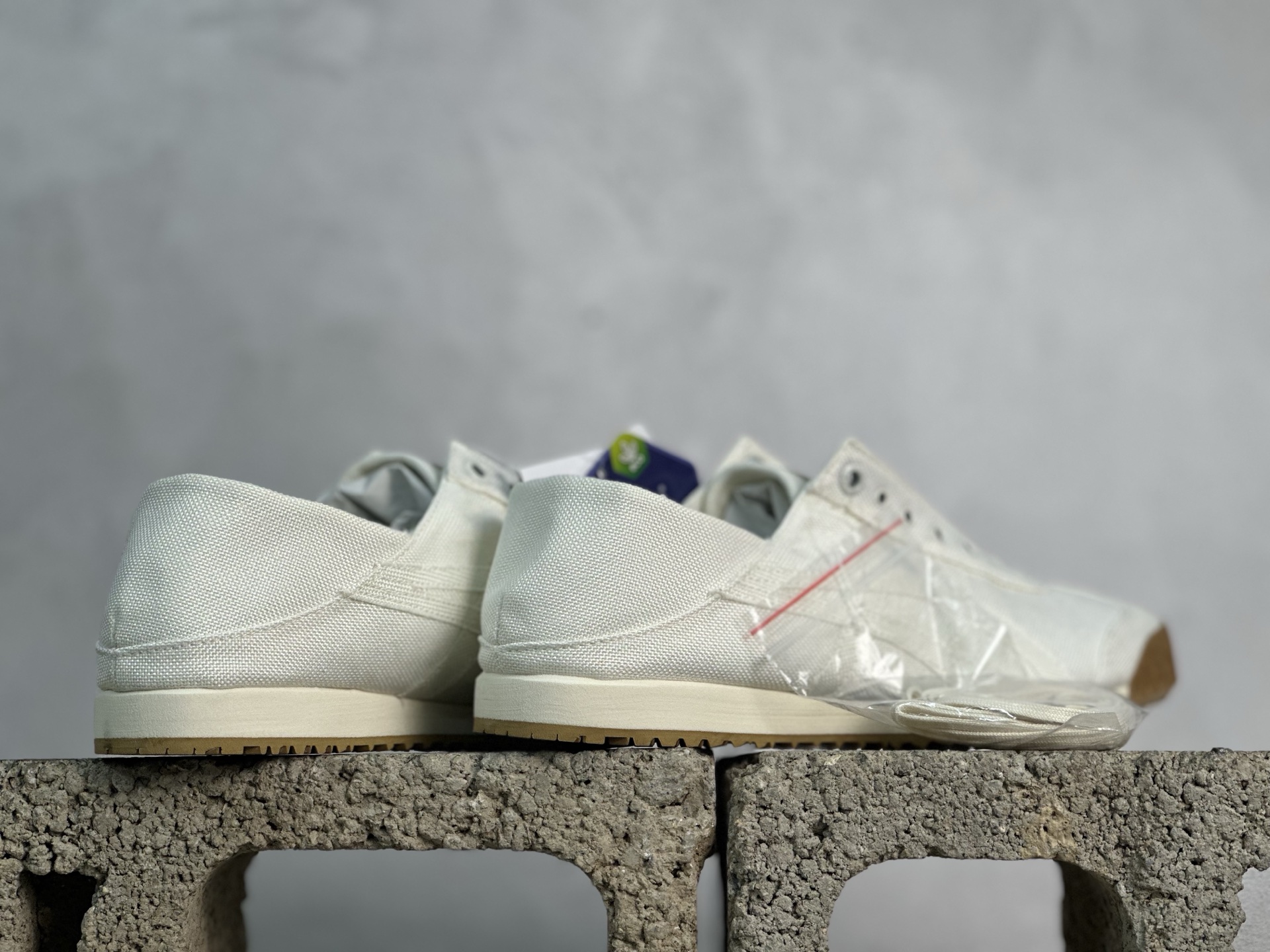 鬼塚虎/Onitsuka Dnitsuka Tiger鬼塚虎MEXICO 66 SD PARATY 墨西哥升级版系列低帮复古经典虎爪百搭休闲皮革慢跑鞋 米白