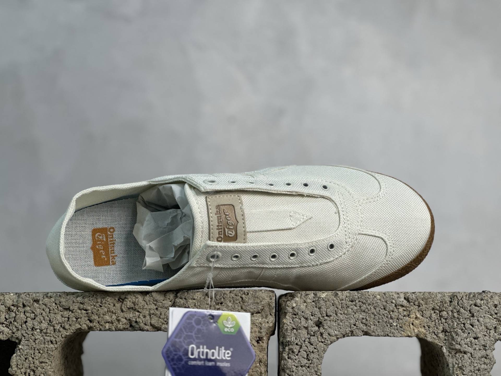 鬼塚虎/Onitsuka Dnitsuka Tiger鬼塚虎MEXICO 66 SD PARATY 墨西哥升级版系列低帮复古经典虎爪百搭休闲皮革慢跑鞋 米白