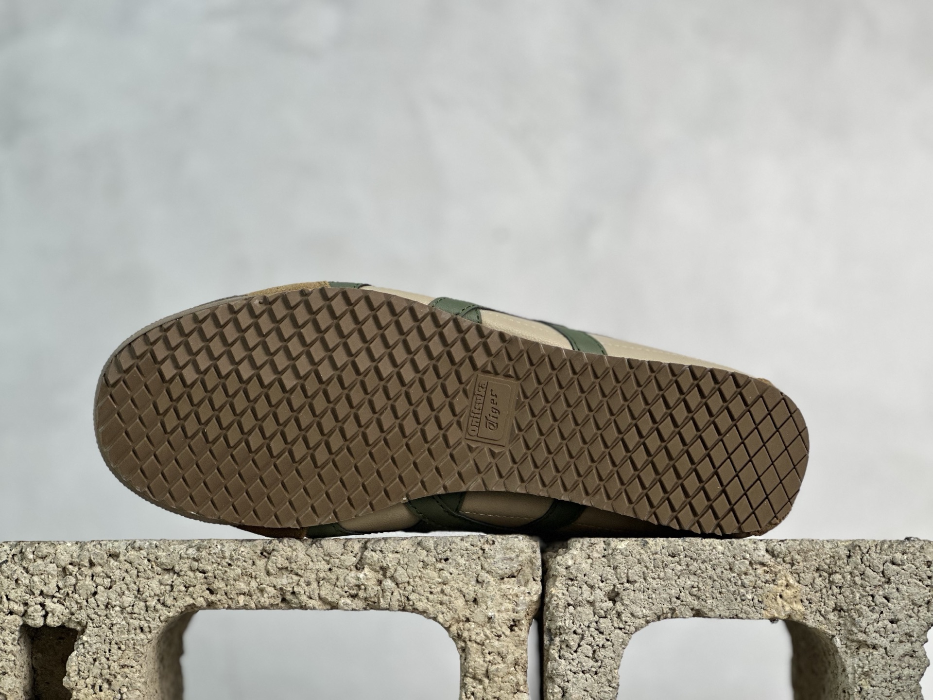 鬼塚虎/Onitsuka Tiger Mexico 66 SD 墨西哥升级版系列低帮复古经典虎爪百搭休闲皮革慢跑鞋 浅咖