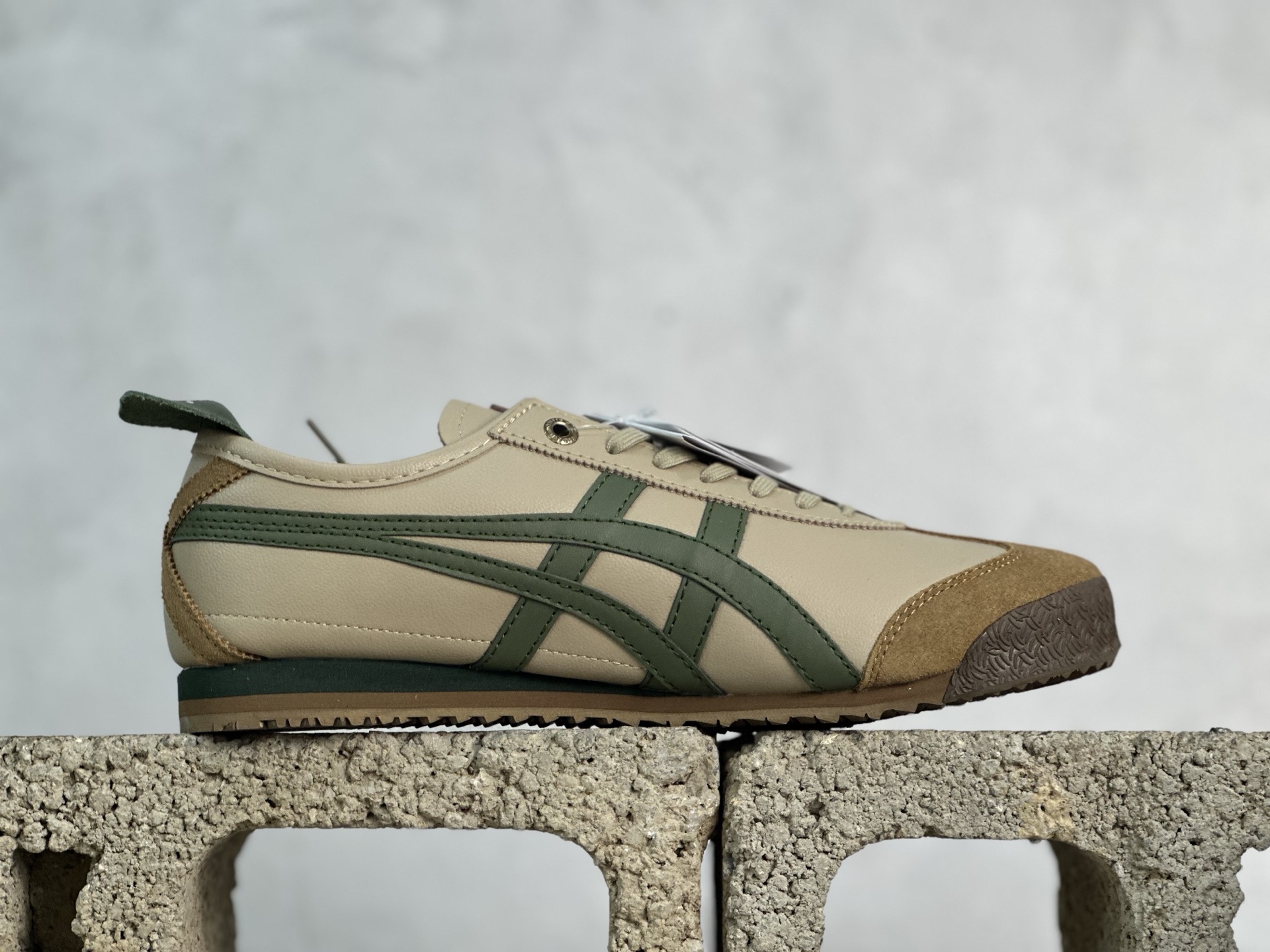 鬼塚虎/Onitsuka Tiger Mexico 66 SD 墨西哥升级版系列低帮复古经典虎爪百搭休闲皮革慢跑鞋 浅咖
