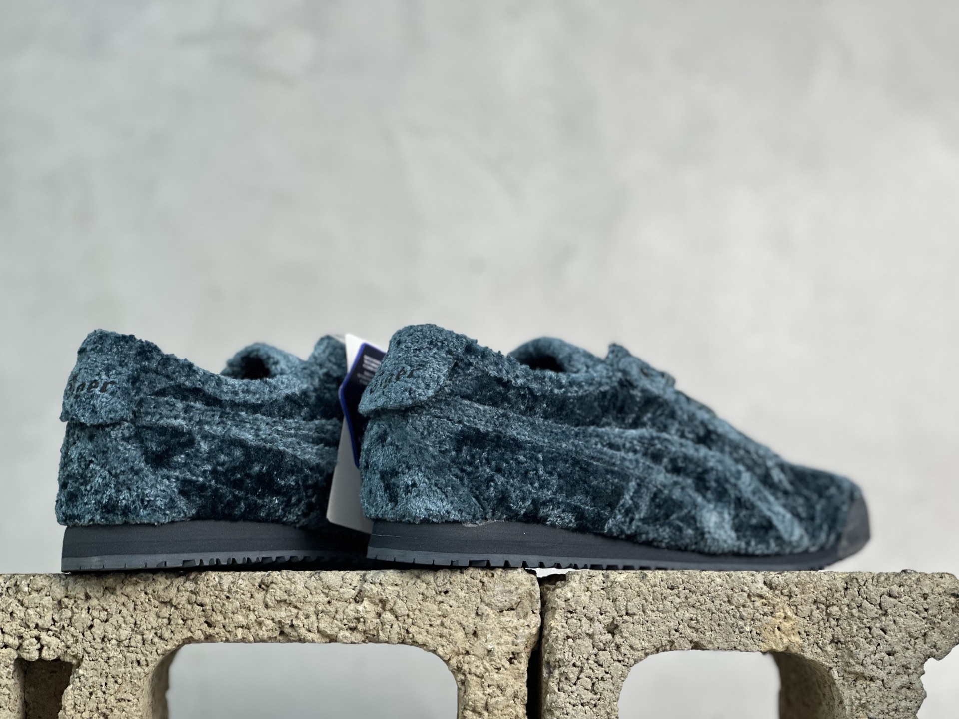 170 鬼塚虎/Onitsuka Tiger Mexico 66 SD 墨西哥升级版系列低帮复古经典虎爪百搭休闲皮革慢跑鞋 蓝色毛绒