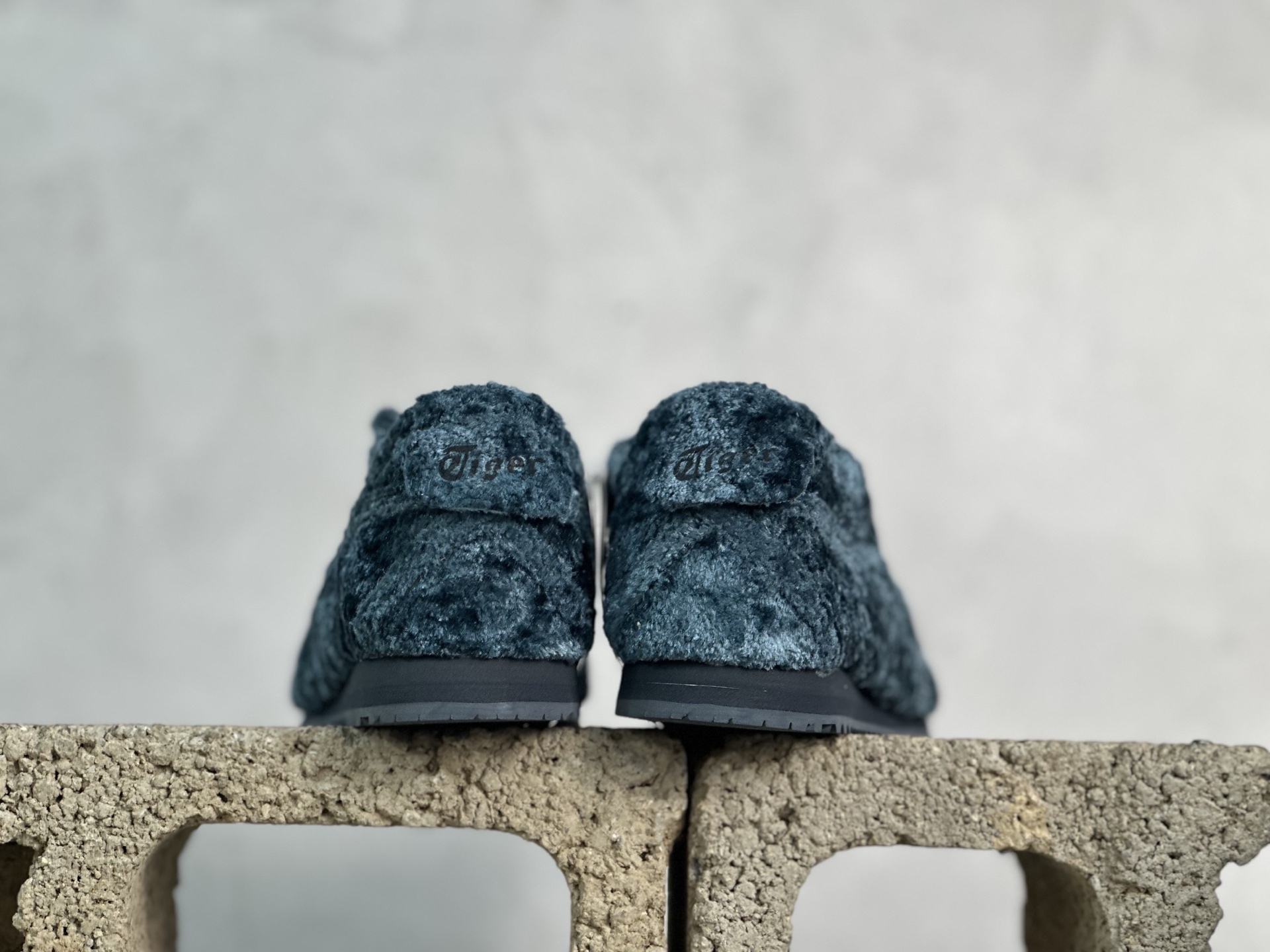 170 鬼塚虎/Onitsuka Tiger Mexico 66 SD 墨西哥升级版系列低帮复古经典虎爪百搭休闲皮革慢跑鞋 蓝色毛绒