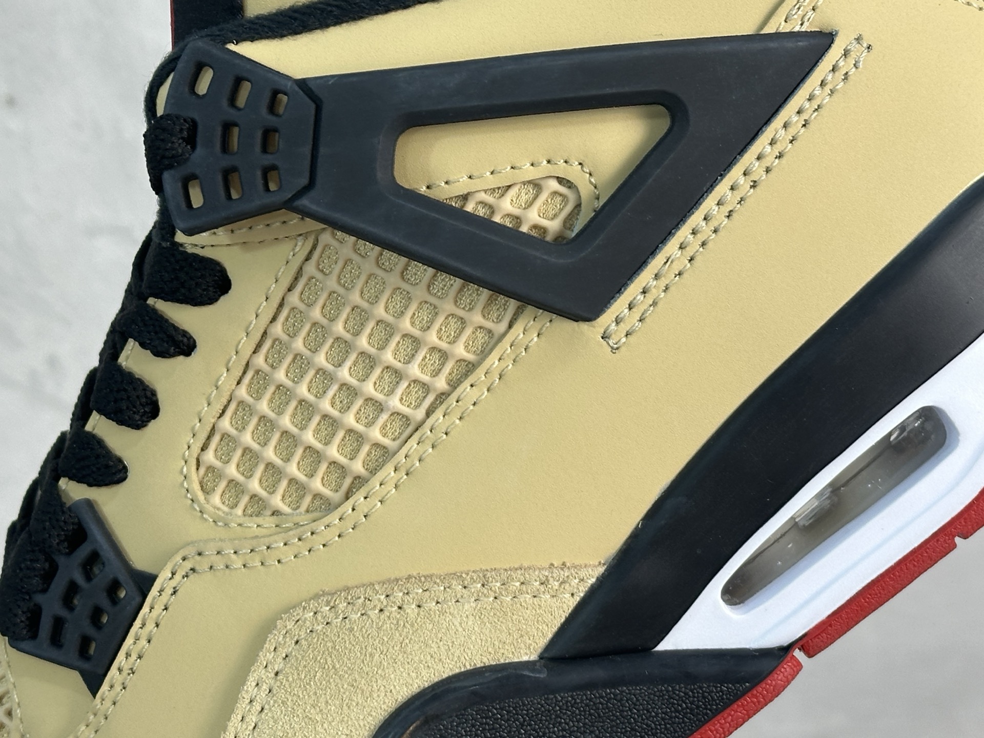 F版 放店私                            
Air Jordan 4  Ret