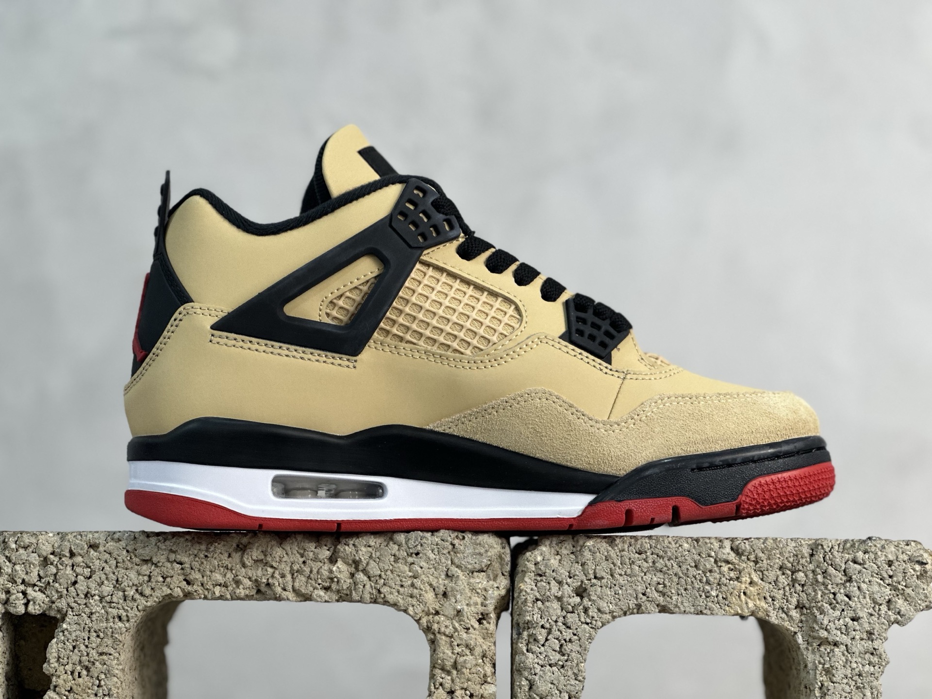 F版 放店私                            
Air Jordan 4  Ret