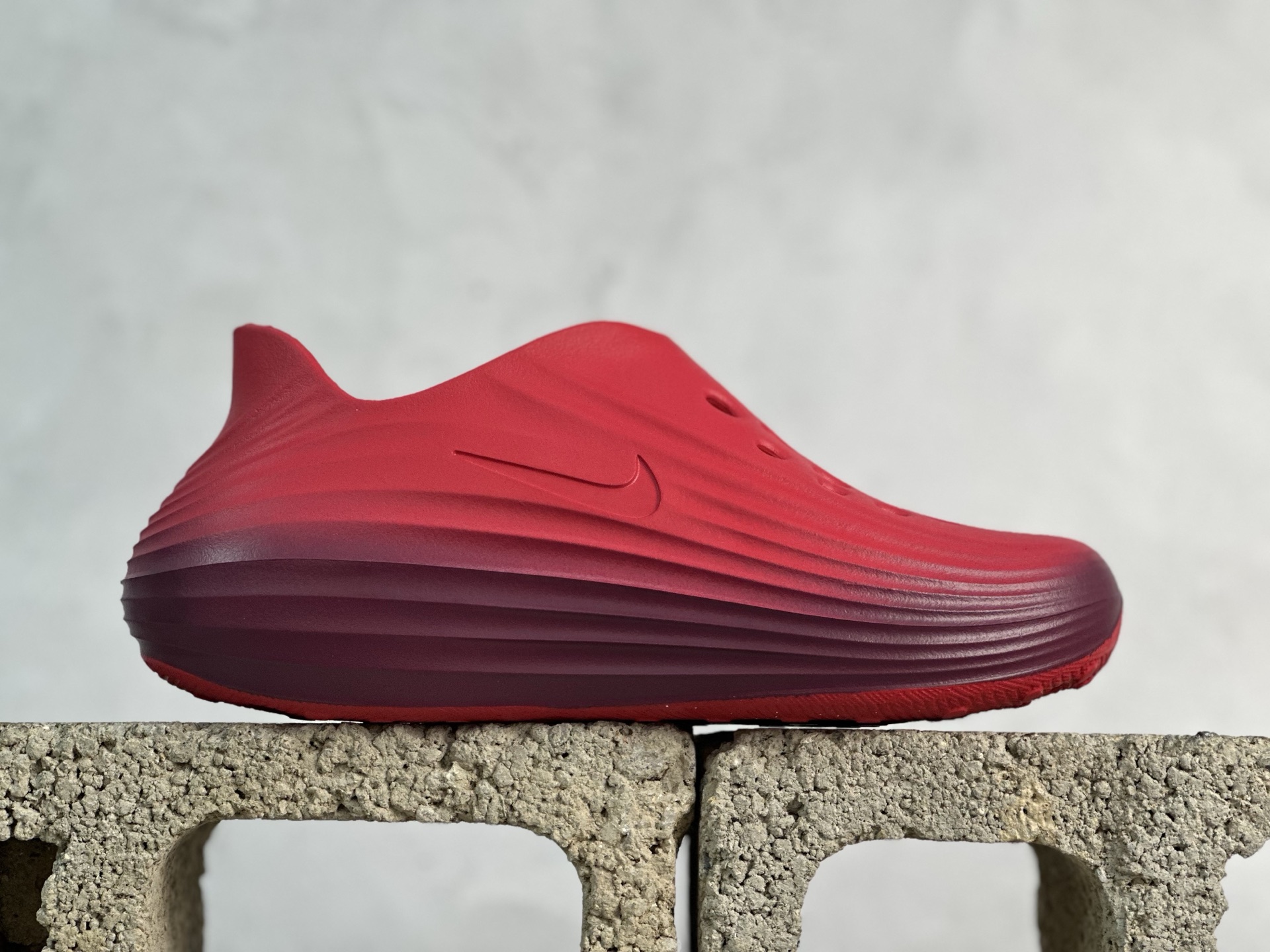  放店私 G版 Nike ReactX Rejunate HV5060-601 暗红色 Size： 36