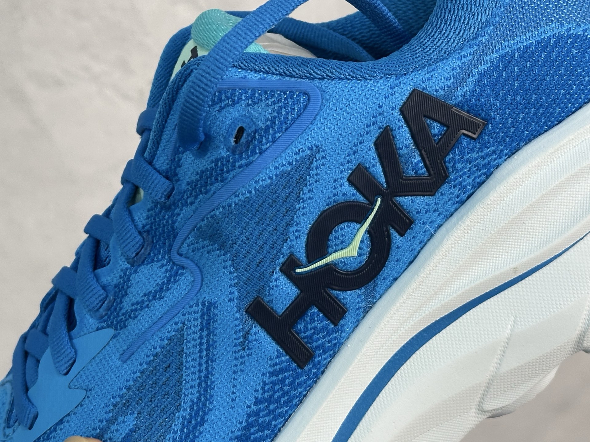  放店私
GX版 HOKA ONE ONE Clifton 克里夫顿10代专业性能减震公路跑步鞋 

专