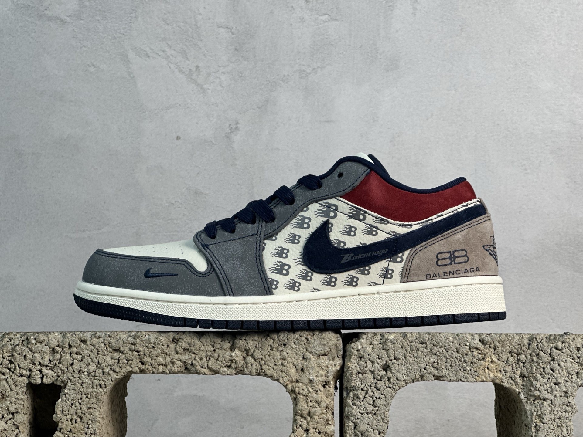 放店私 Nike Air Jordan 1 Low 定制配色 巴黎世家联名 定制AJ联名-高端定制 低帮复古文化板鞋 定制鞋盒 大厂纯原品质出货 超高清洁度 皮料切割干净无任何毛边 细节完美 货号:QD1988 008
