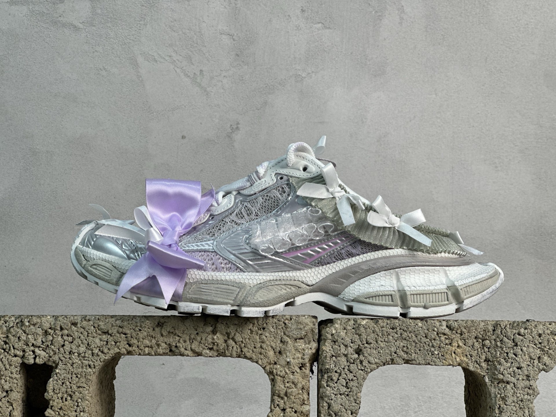 VG💰450 放店私 
Balenciaga 3XL Lace/Pu/Eva/RB 官方同步 巴黎世家 十代潮流休闲生活鞋 WXLMC9050
尺码：35 36 37 38 39 40