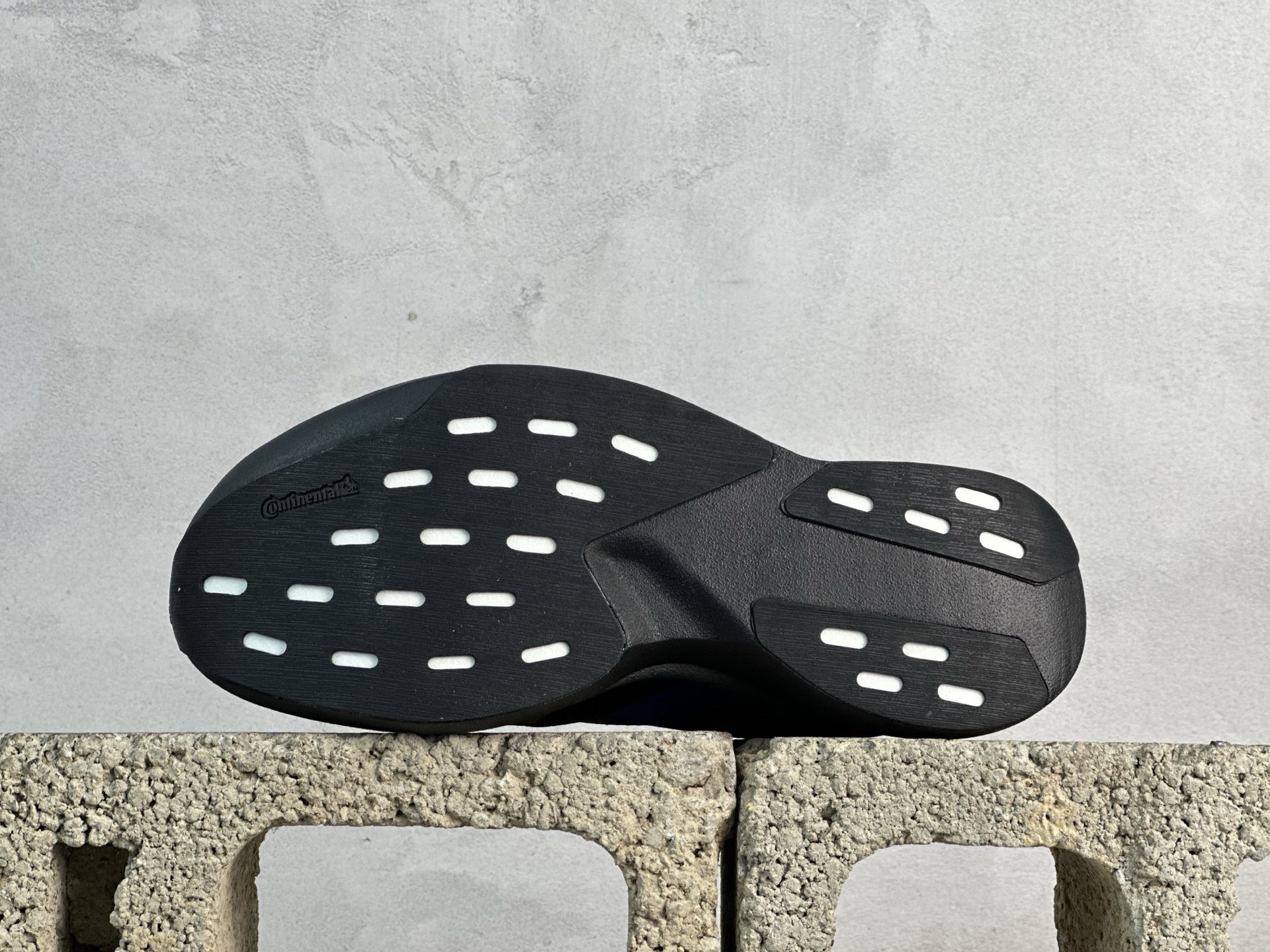 PK 放店私 全新工厂开发 adidas Adizero Evo SL 黑绿 货号:KI3392 编码:35