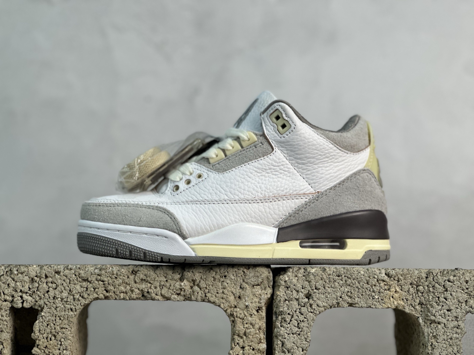 特价💰110‼️
纯原AJ3系列福利特价!
尺码36-47,暴力输出!
真正的纯原AJ3福利,老牌大厂出品!卖过的都知道,绝对是好货福利!原XX,骨折1XX特价!放心冲!