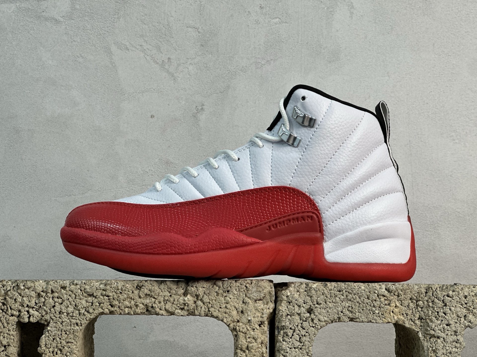 放店私 Air Jordan AJ12 Retro GL纯原批次 原楦原纸板开发 原汁原味12代鞋型 进口原厂皮料 原厂碳板 原装材料 原厂定制金属扣 原厂电绣 支持与公司货全方位对比 只服务于5%懂鞋的高端客户 发国外可支持各种retail商店充正寄售