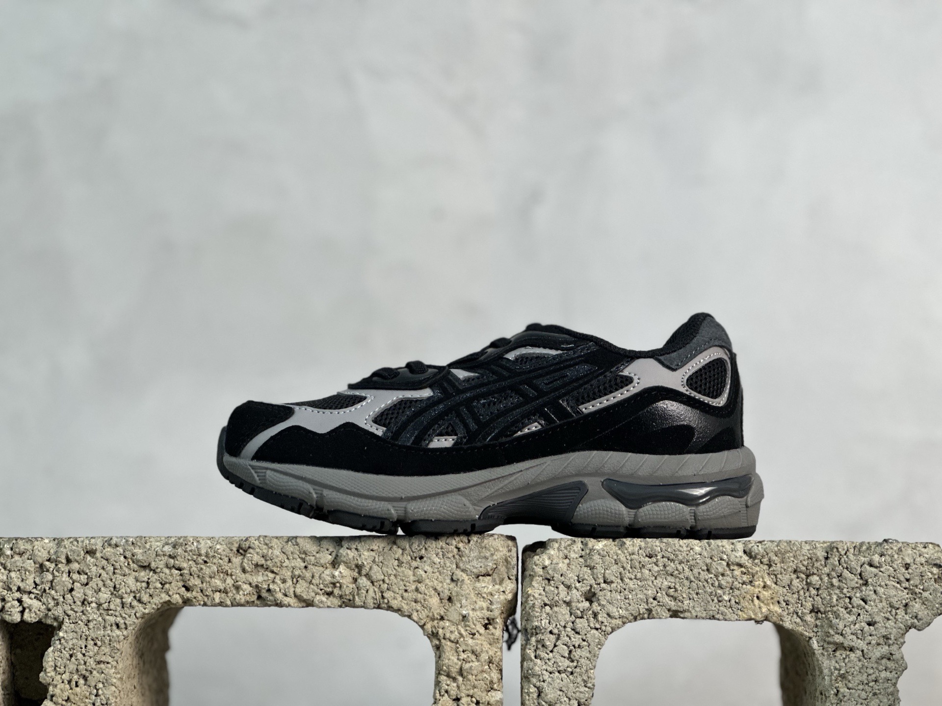 童鞋💰150 放店私
纯原平台特供 Asics Gel NYC
尺码:24 24.5 25 26 26.5 27 28 28.5 29 30 30.5 31 32 32.5 33 34 34.5 35 36 36.5 37
编码:28