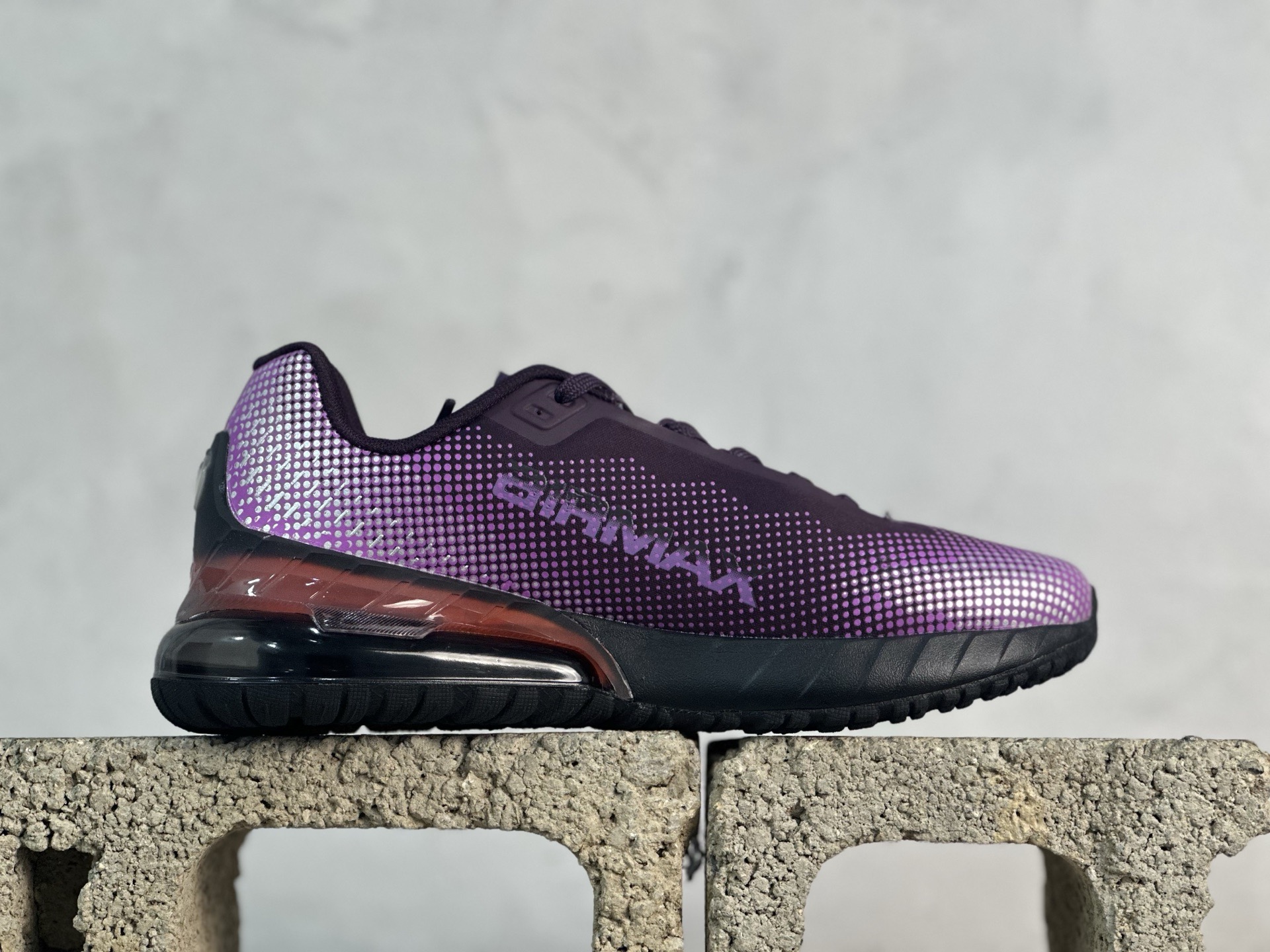 💰180 放店私
Nike Air Max Phoenix 复古子弹气垫运动跑步鞋 
货号：FZ5307-500
尺码：36 36.5 37.5 38 38.5 39 40 40.5 41 42 42.5 43 44 44.5 45