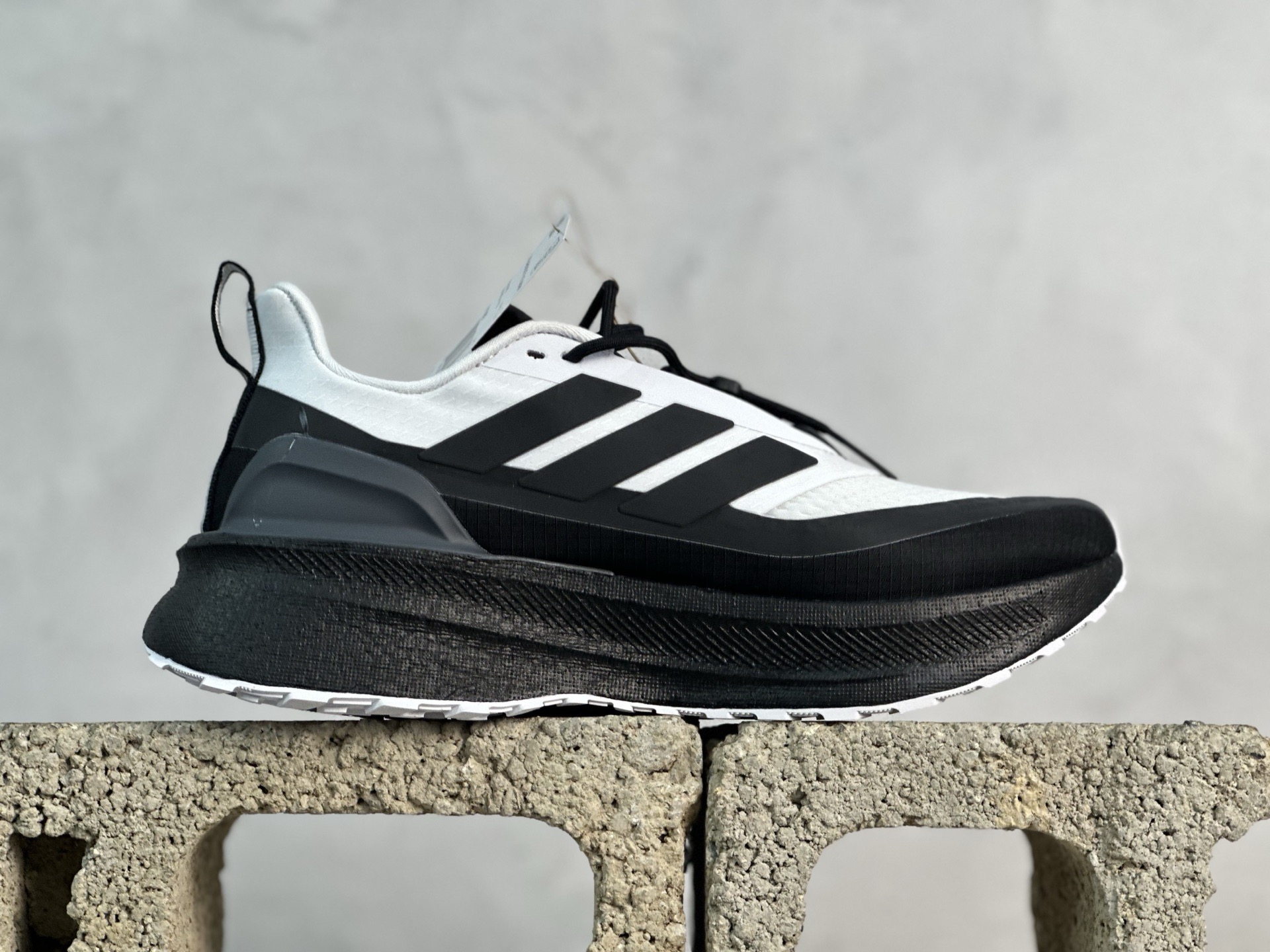 RS💰210 放店私 
Adidas Ultraboost 5 JI1389 阿迪达斯新款休闲爆米花跑步鞋
尺码：40 40.5 41 42 42.5 43 44 44.5 45 46 47 48