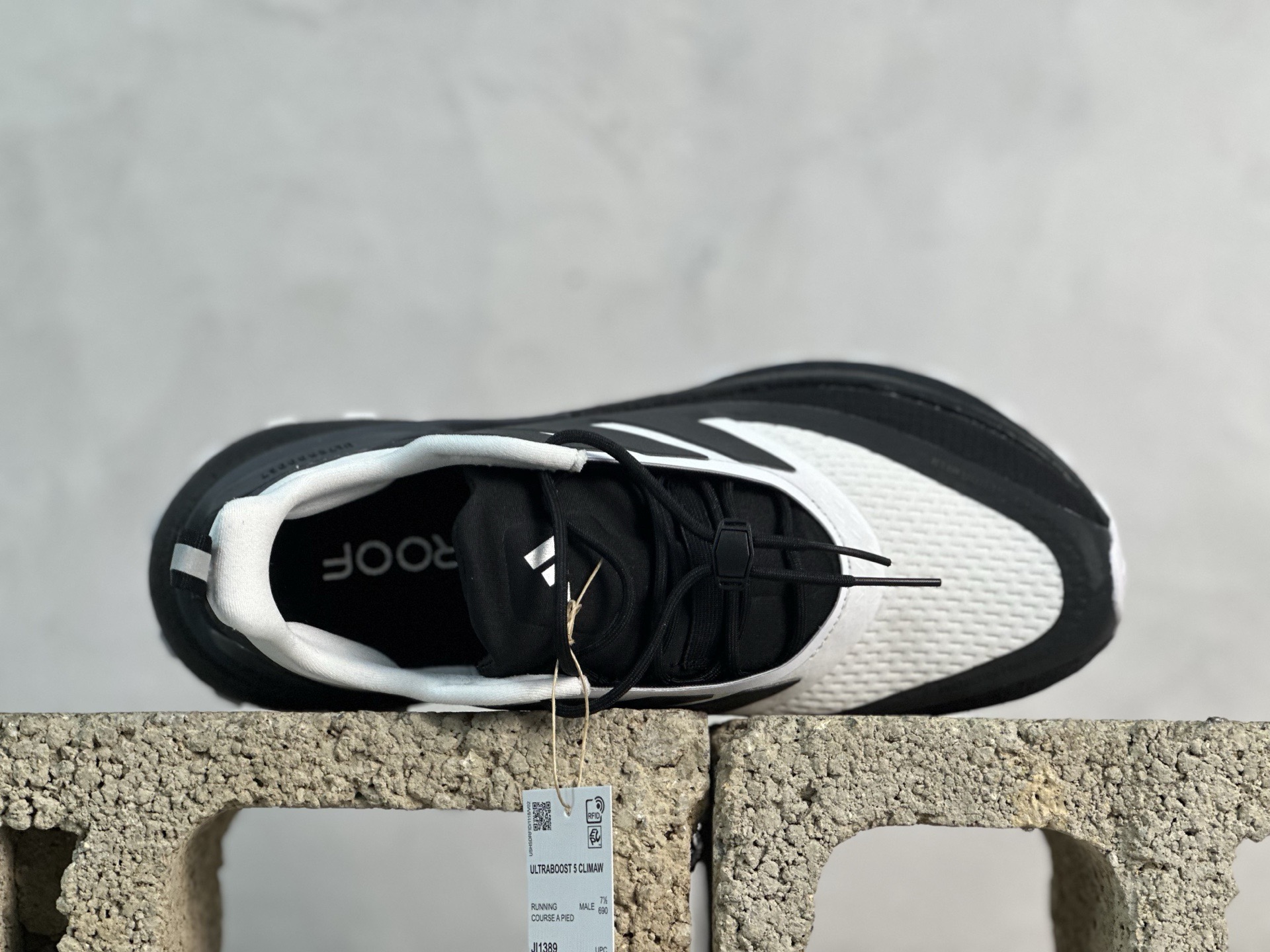 RS💰210 放店私 
Adidas Ultraboost 5 JI1389 阿迪达斯新款休闲爆米花跑步鞋
尺码：40 40.5 41 42 42.5 43 44 44.5 45 46 47 48