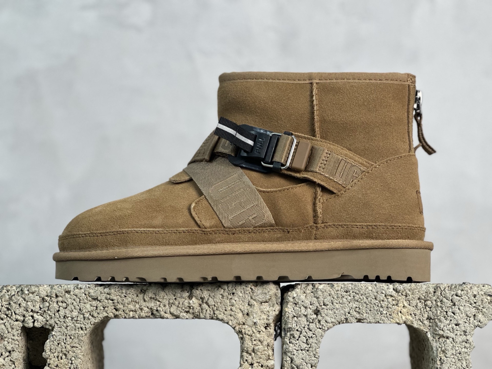 Top💰260 放店私
UGG 高筒卡扣 栗色
货号:1135013-CHE
尺码: 40 40.5 41 42 43 44 45