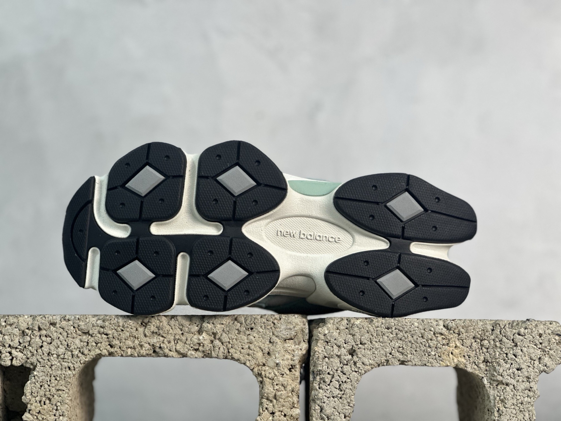 图片[3]-🔺必推特价系列  Z版 纯原NB9060特价系列！ 尺码36-46，全码输出！ 知名外贸大厂出品！天猫 京东以及各大直播平台的冲正产品！全网最低价-选品中心