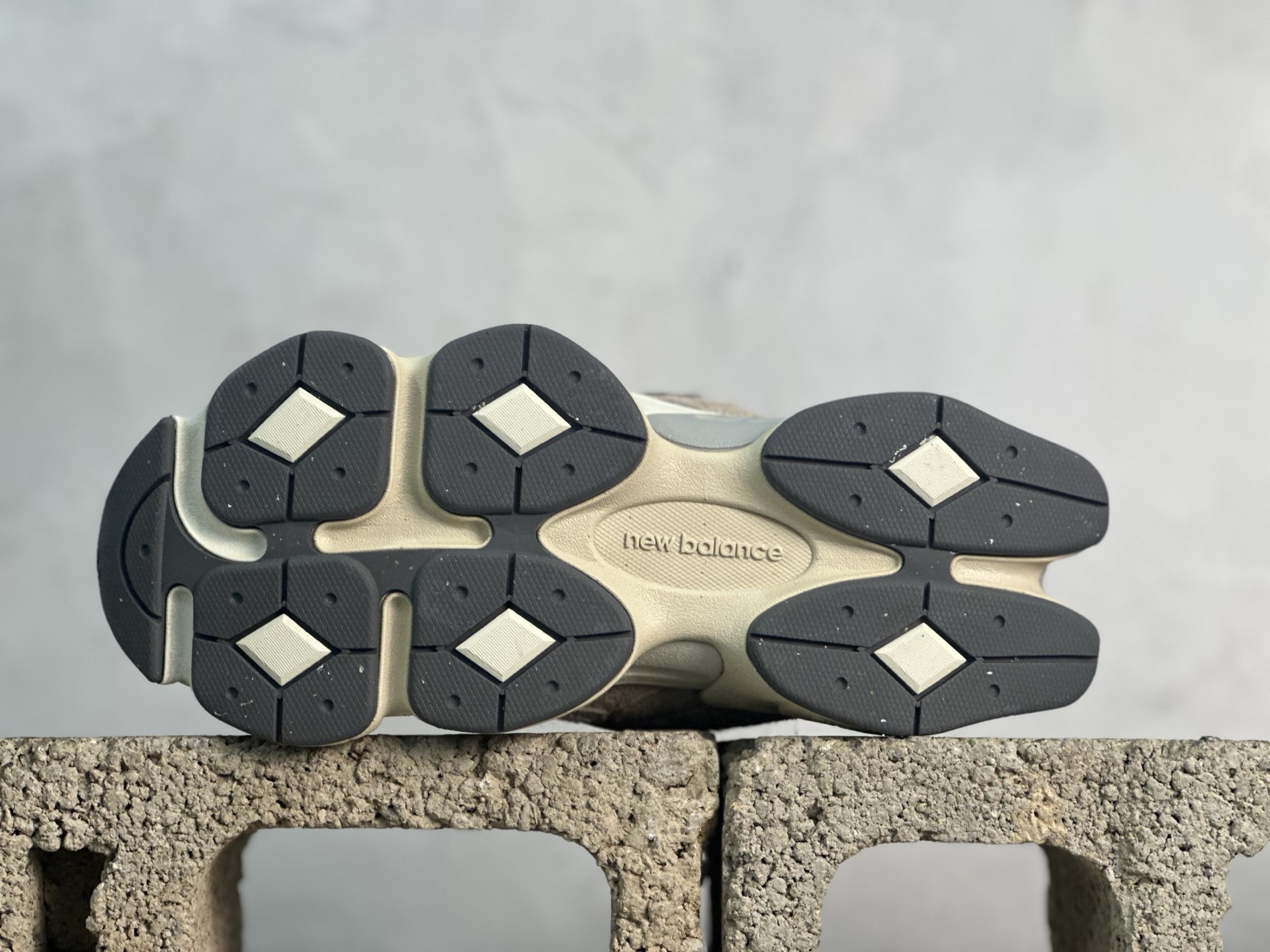 图片[3]-🔺必推特价系列  Z版 纯原NB9060特价系列！ 尺码36-46，全码输出！ 知名外贸大厂出品！天猫 京东以及各大直播平台的冲正产品！全网最低价-选品中心