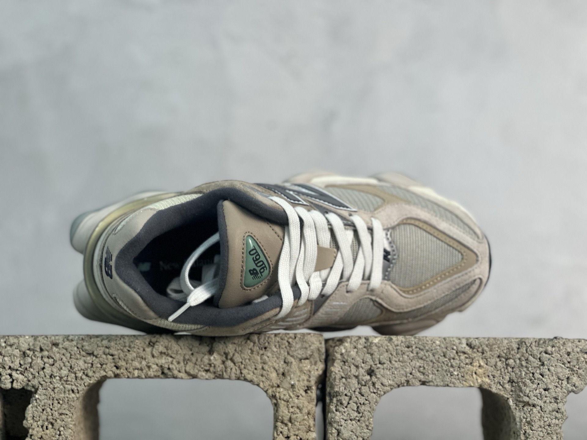 图片[4]-🔺必推特价系列  Z版 纯原NB9060特价系列！ 尺码36-46，全码输出！ 知名外贸大厂出品！天猫 京东以及各大直播平台的冲正产品！全网最低价\”},\”album\”：{\”autoIncreasePriceConfig\”：{\”isHaveConfig\”：false},\”name\”：\”🐲渠道货㊣(天猫专柜实体)-选品中心