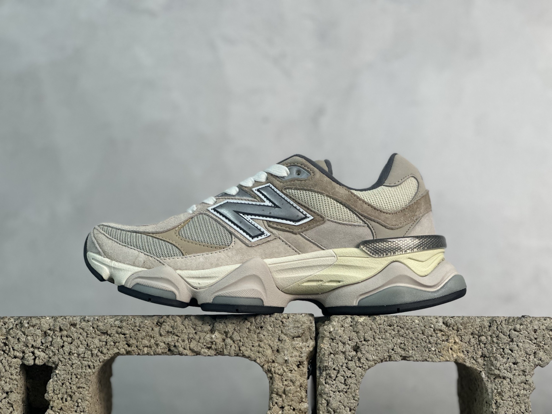 🔺必推特价系列  Z版 纯原NB9060特价系列！ 尺码36-46，全码输出！ 知名外贸大厂出品！天猫 京东以及各大直播平台的冲正产品！全网最低价\