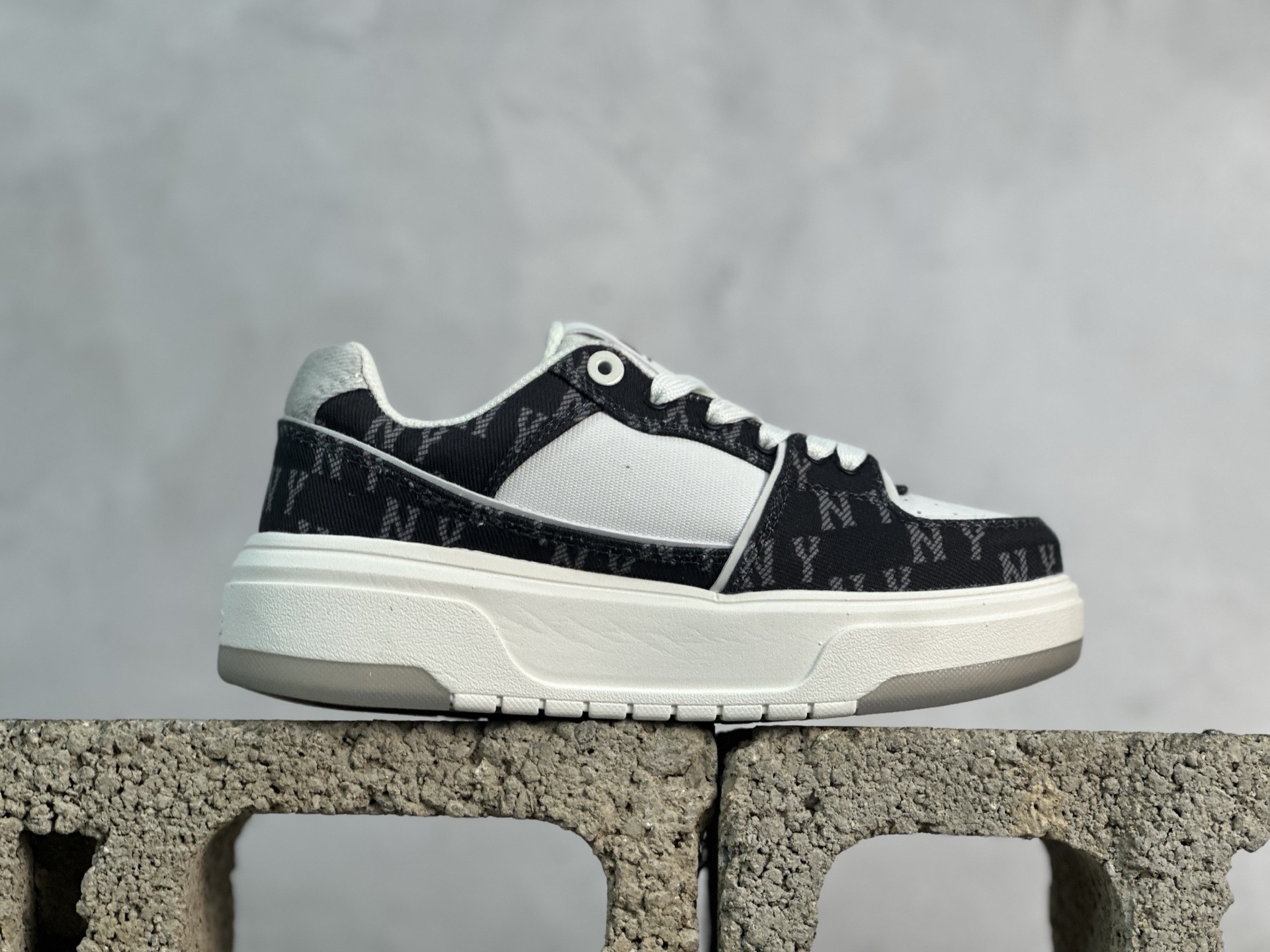 图片[2]-NY MLB Bigball Chunky Liner Denim Monogram 纽约洋基队 增高厚底休闲板鞋 3ASXM016N50BKS 尺码：35 36 36.5 37.5 38 38.5 39 40 40.5 41 42 42.5 43 44 44.5 45-选品中心