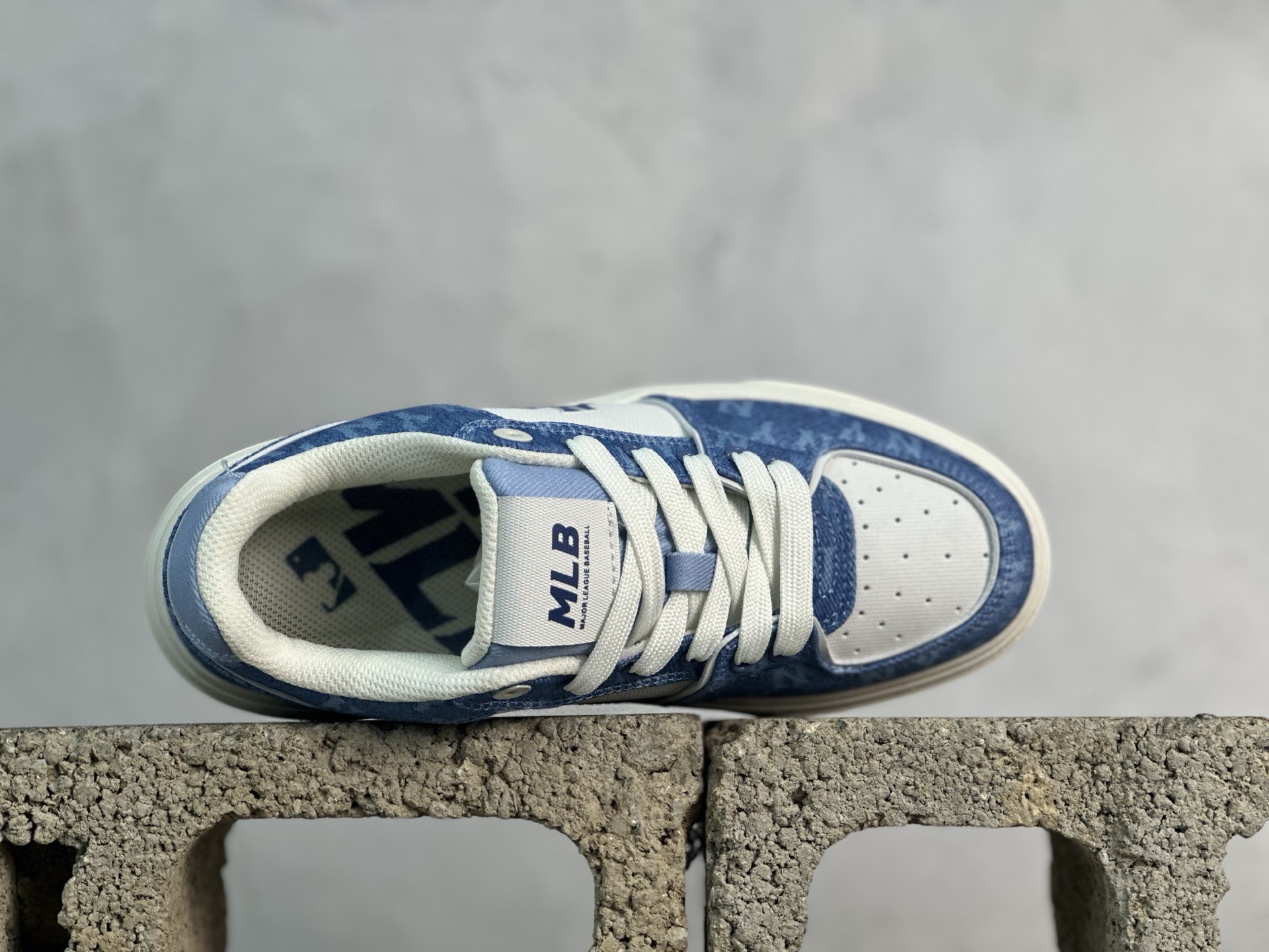 图片[4]-NY MLB Bigball Chunky Liner Denim Monogram 纽约洋基队 增高厚底休闲板鞋 3ASXM016N50BLD 尺码：35 36 36.5 37.5 38 38.5 39 40 40.5 41 42 42.5 43 44 44.5 45-选品中心