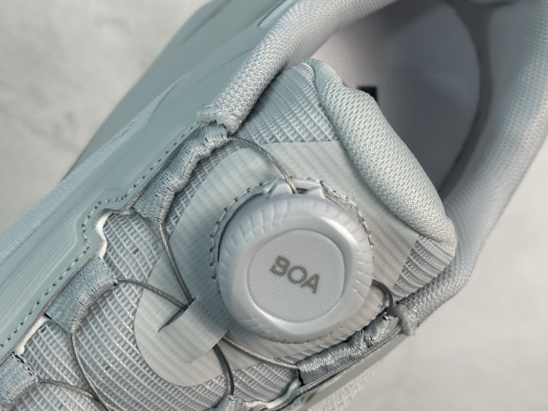 图片[8]-纯原版本 迪桑特DESCENTE Enerzite BOA舒适低帮休闲跑步鞋 官方同步上架 原档案原鞋楦数据开发，流体力学设计，仿生学切割线条。D-FLUID缓震科技中底，稳定高弹。3D立体工程透气网纱鞋面，舒适不闷脚。BOA精密旋钮系带系统，一键调节松紧，兼顾包裹性与便携度。 尺码：36 36.5 37 38 38.5 39 40 40.5 41 42 42.5 43 44 44.5 45-选品中心