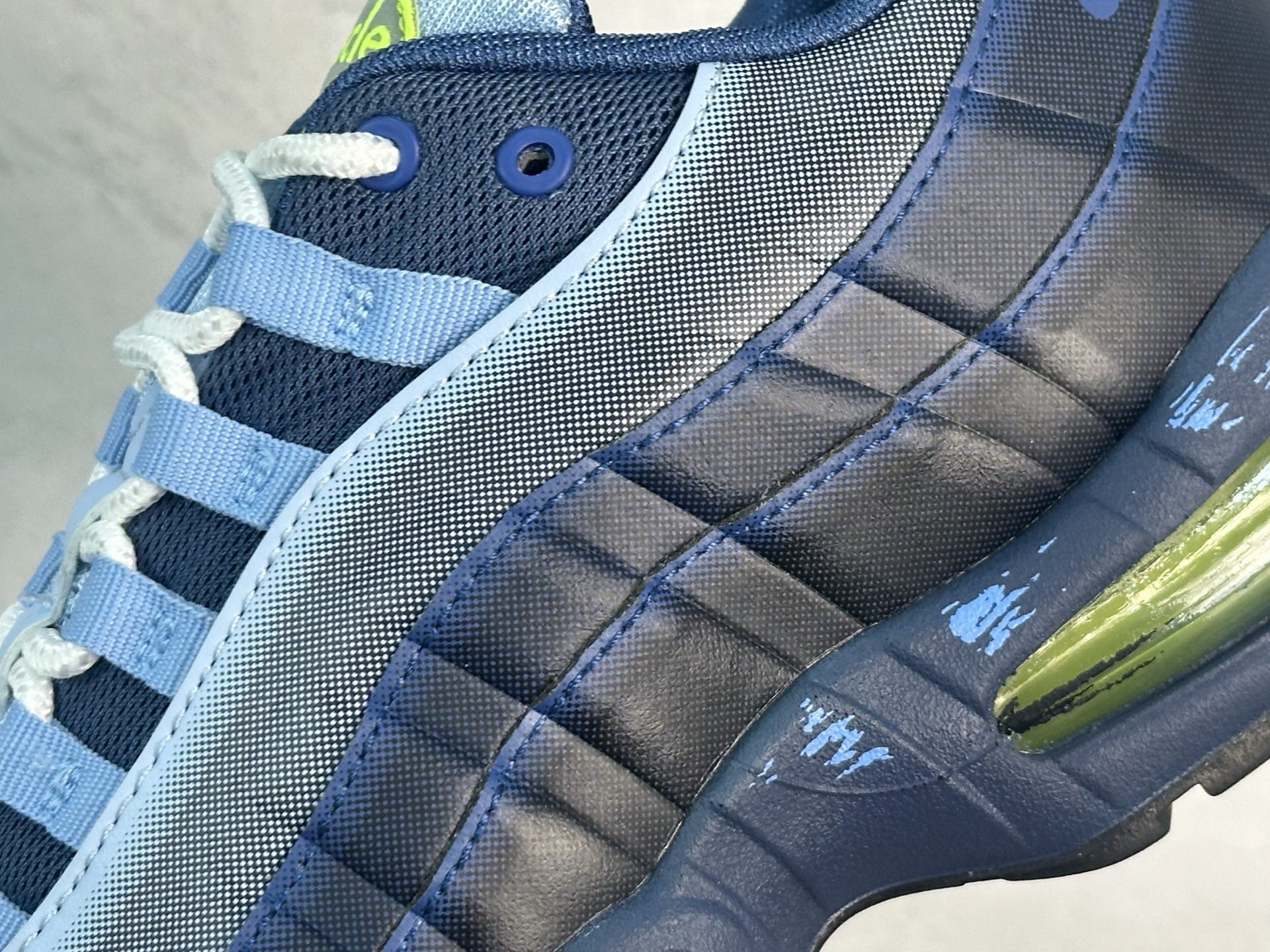 图片[9]-EM  重磅突袭！超人气顶流外贸单品🔥🔥🔥纯原版 Yu-Gi-Oh x NK Air Muscle 95 游戏王联名联名款低帮休闲运动鞋 II7404-400 首批少量出货 重金购入两双原鞋 独家私模开发打造 原版定制1：1鞋盒、包装纸等辅料 独家正品同源定制变色卡片 平台外贸充Z 高端零售专供品质 尺码：36 37.5 38 38.5 39 40 40.5 41 42 42.5 43 44 44.5 45 46 47.5-选品中心