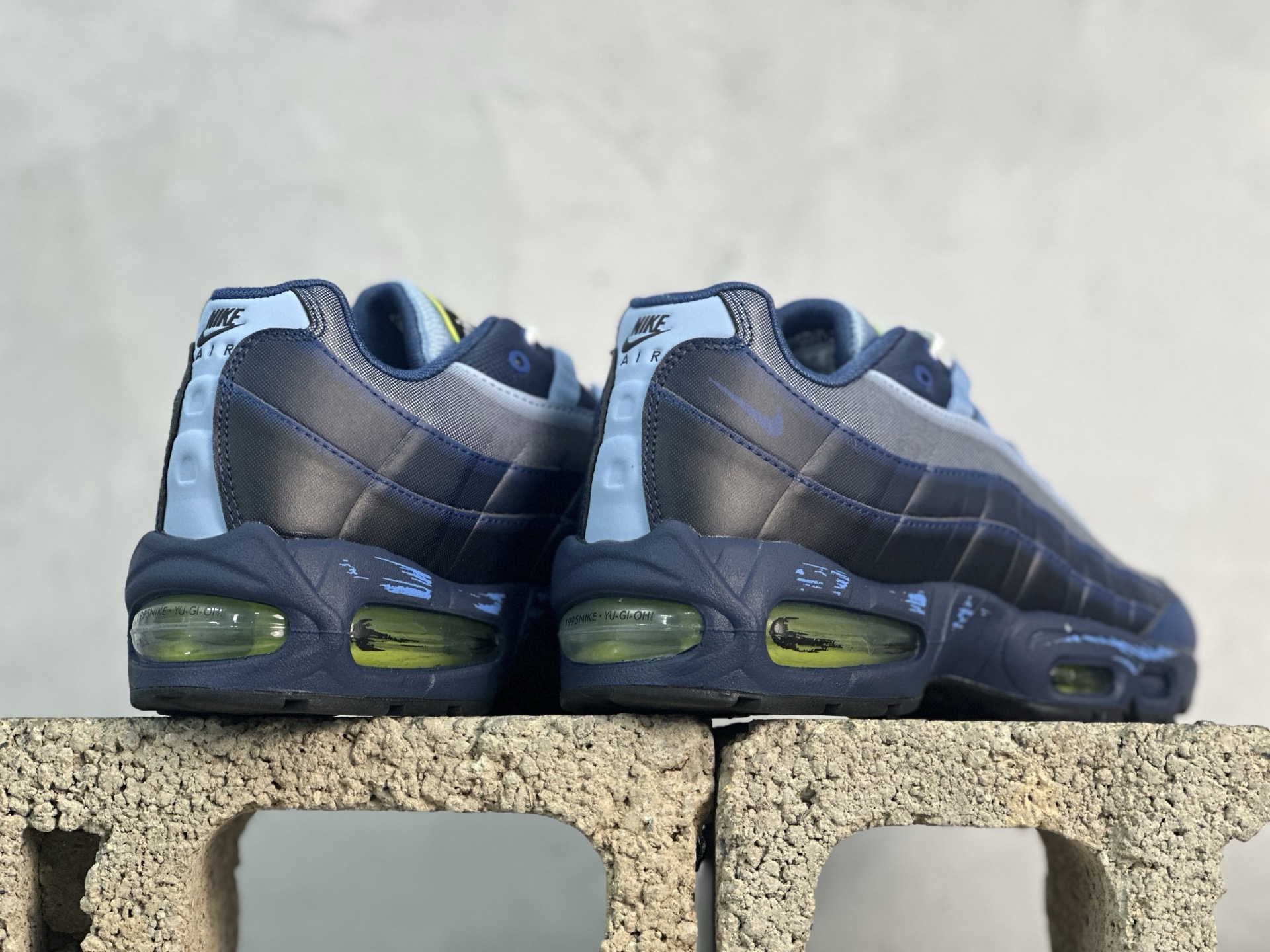 图片[6]-EM  重磅突袭！超人气顶流外贸单品🔥🔥🔥纯原版 Yu-Gi-Oh x NK Air Muscle 95 游戏王联名联名款低帮休闲运动鞋 II7404-400 首批少量出货 重金购入两双原鞋 独家私模开发打造 原版定制1：1鞋盒、包装纸等辅料 独家正品同源定制变色卡片 平台外贸充Z 高端零售专供品质 尺码：36 37.5 38 38.5 39 40 40.5 41 42 42.5 43 44 44.5 45 46 47.5-选品中心