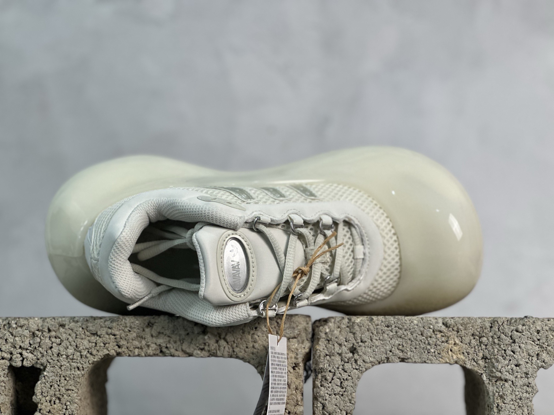 图片[4]-Avavav x Adidas Originals JI1495 联名款舒适百搭低帮休闲生活鞋 尺码：35 36 36.5 37 38 38.5 39 40 40.5 41 42 42.5 43-选品中心