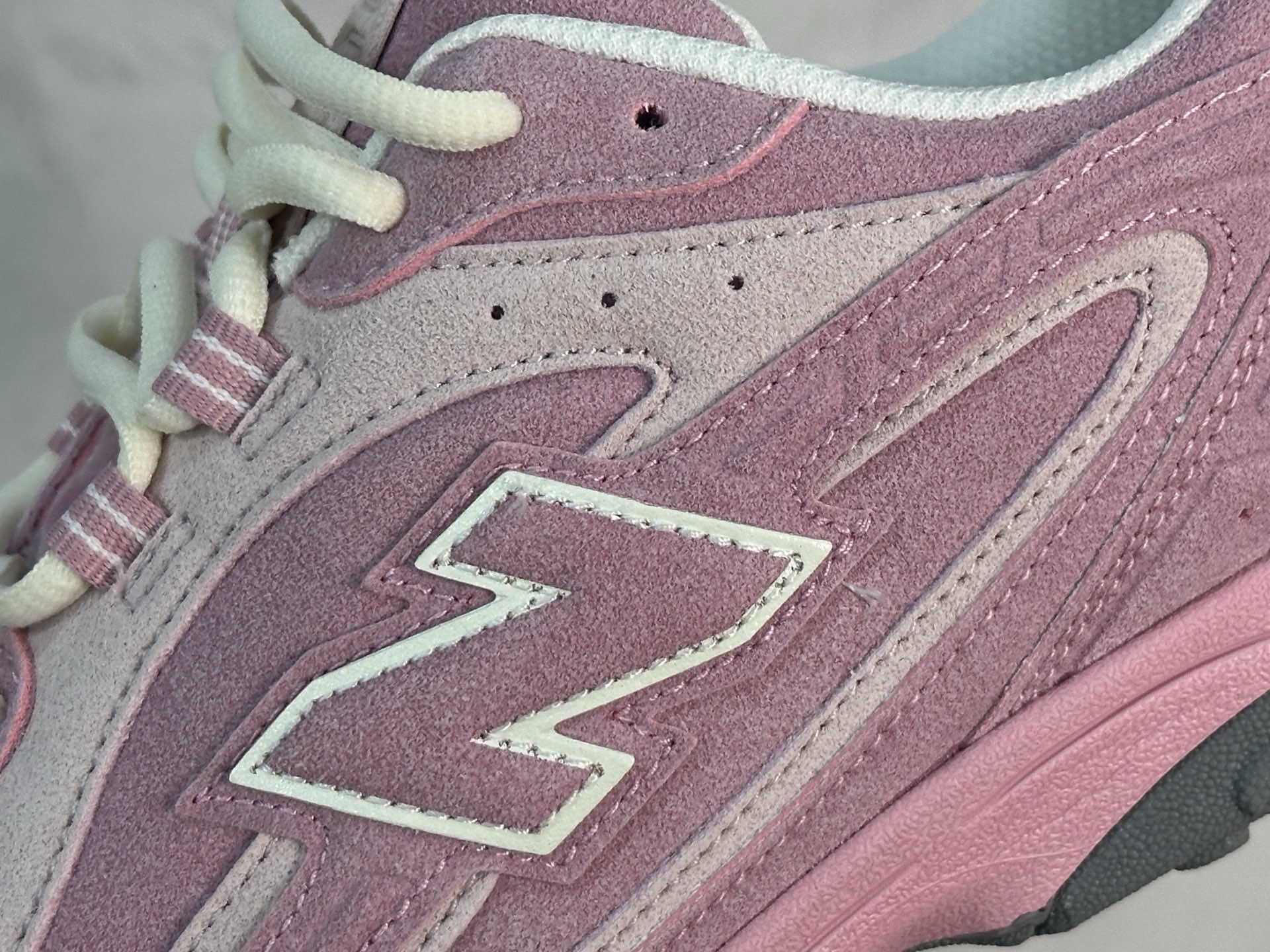 图片[9]-New Balance 204系列复古透气休闲运动慢跑鞋 U204LMMD 尺码：36 37 37.5 38 38.5 39 40 40.5 41 42 42.5 43 44 45-选品中心