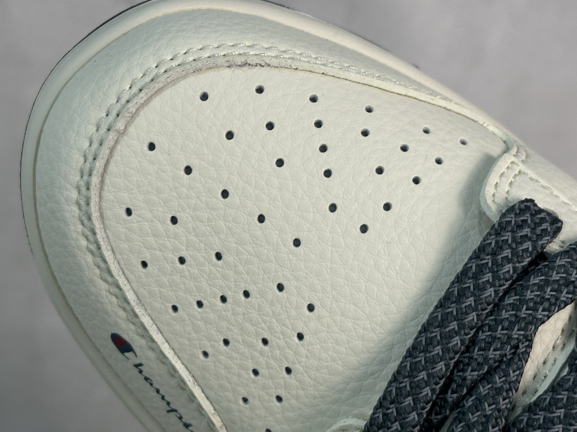 图片[7]-Nike SB Dunk Low 冠军联名 午夜蓝 周年高端定制 低帮休闲板鞋 JP1628-026 #定制鞋盒 大厂纯原品质出货 超高清洁度 皮料切割干净无任何毛边 细节完美 尺码：36 36.5 37.5 38 38.5 39 40 40.5 41 42 42.5 43 44 44.5 45-选品中心