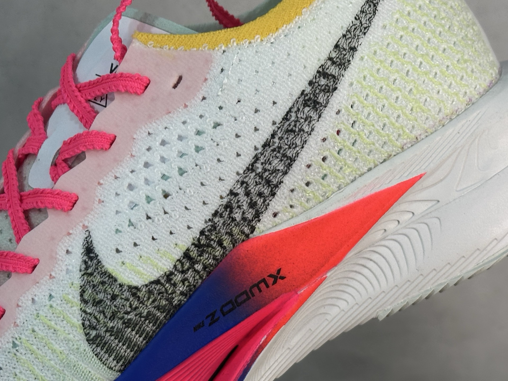 图片[9]-Nike Zoom VaporFly Next 3% \”Prototype\” 马拉松跑鞋 #鞋款搭载两个Airzoom缓震配置，中底ZoomX 泡绵从后跟延伸至鞋头，超强回弹性 货号：HQ3219-902 尺码： 36 36.5 37.5 38 38.5 39 40 40.5 41 42 42.5 43 44 44.5 45-选品中心