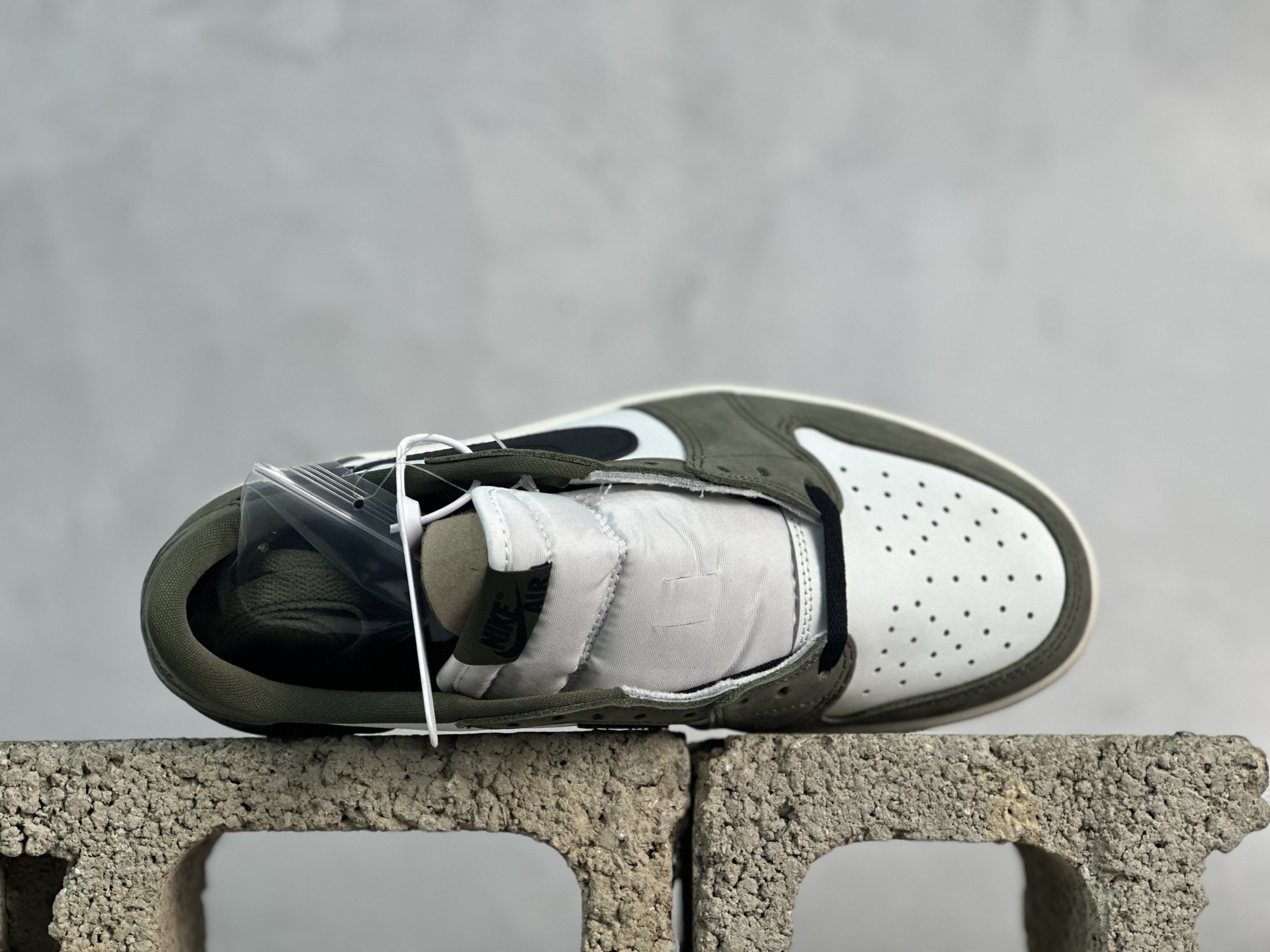 图片[4]-New巅峰 Travis Scott x Jordan Air Jordan 1 HQ6998-200 白绿 尺码：36 36.5 37.5 38 38.5 39 40 40.5 41 42 42.5 43 44 44.5 45 46 47.5-选品中心