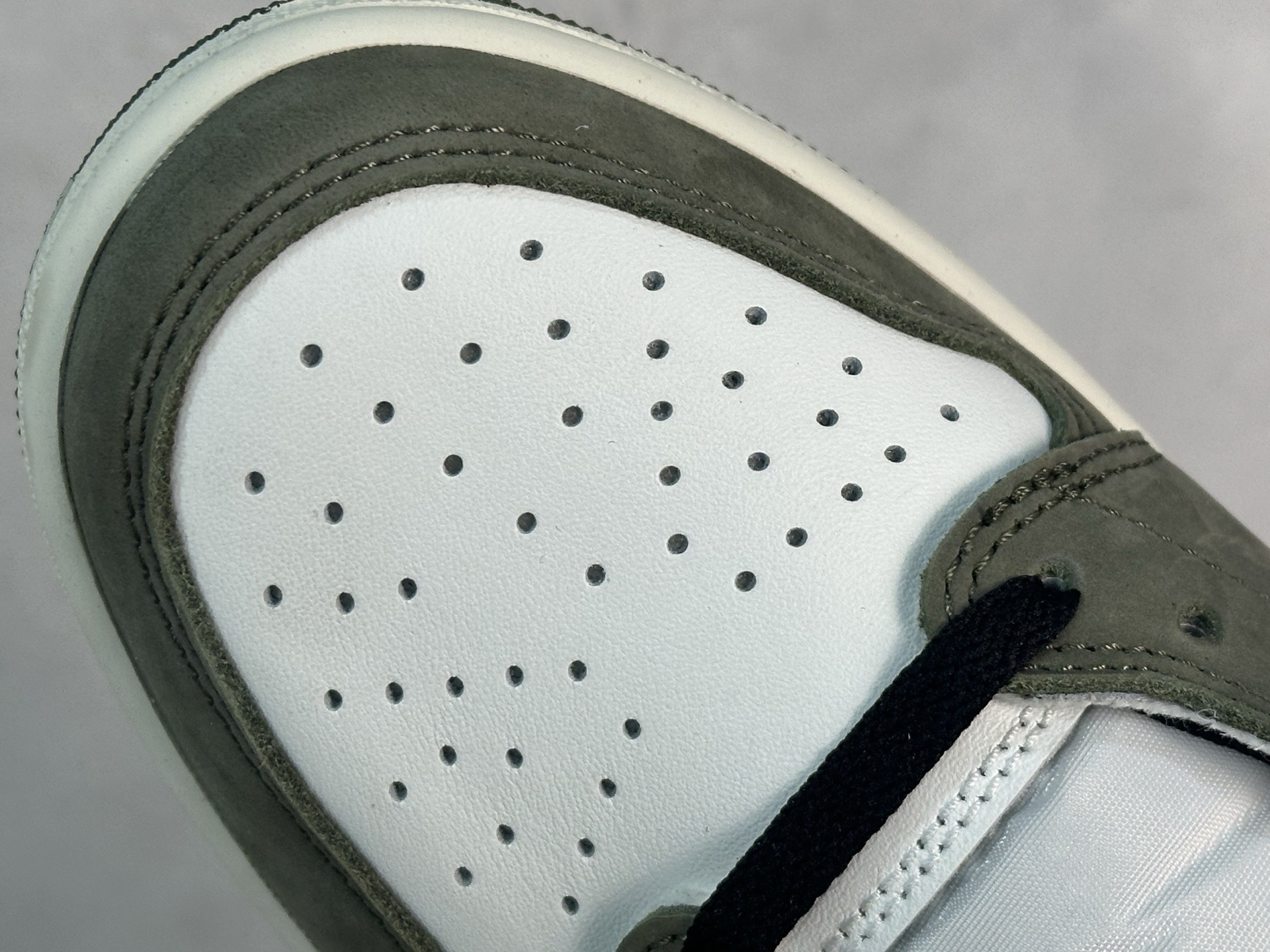 图片[7]-New巅峰 Travis Scott x Jordan Air Jordan 1 HQ6998-200 白绿 尺码：36 36.5 37.5 38 38.5 39 40 40.5 41 42 42.5 43 44 44.5 45 46 47.5-选品中心