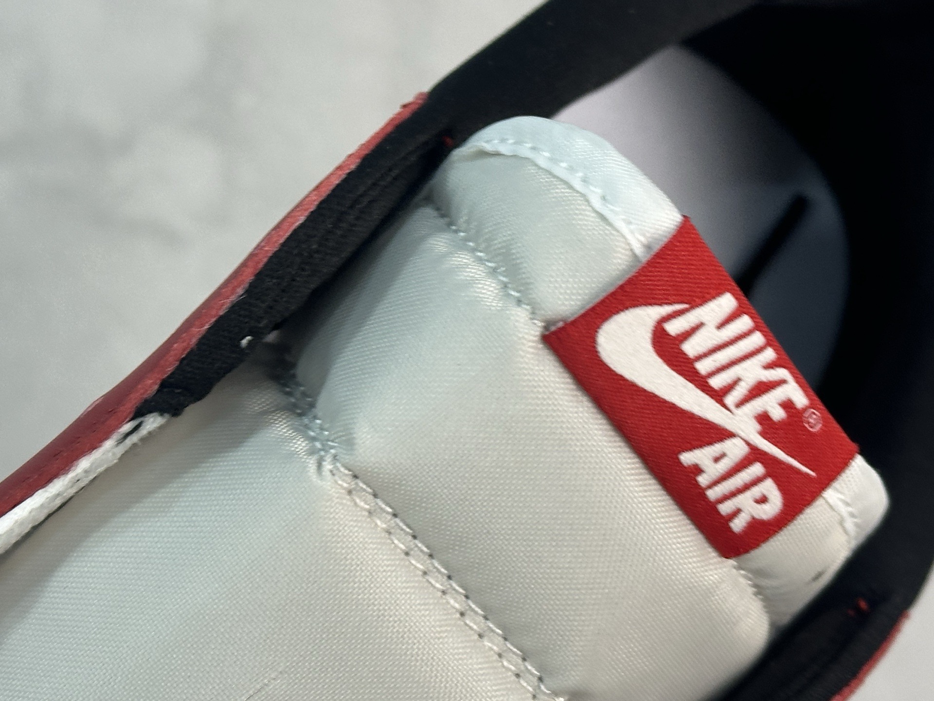 图片[8]-清远版 Travis Scott x Jordan Air Jordan 1 Low OG 芝加哥白红 HQ6998-600 尺码：36 36.5 37.5 38 38.5 39 40 40.5 41 42 42.5 43 44 44.5 45 46 47.5-选品中心