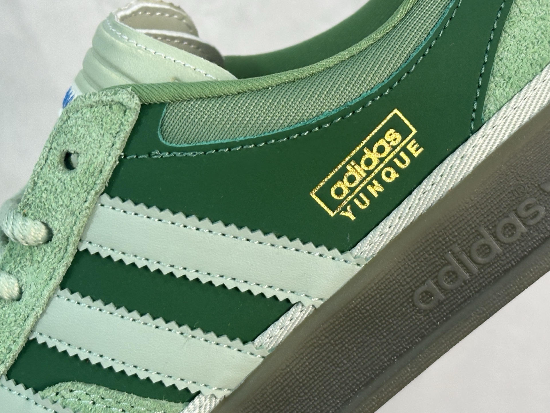 图片[9]-Bad Bunny x adidas originals GAZELLE INDOOR 舒适百搭 耐磨 低帮 板鞋 阿迪达斯轻运动鞋 货号：JS5049 尺码：36 36.5 37 38 38.5 39 40 40.5 41 42 42.5 43 44 45-选品中心