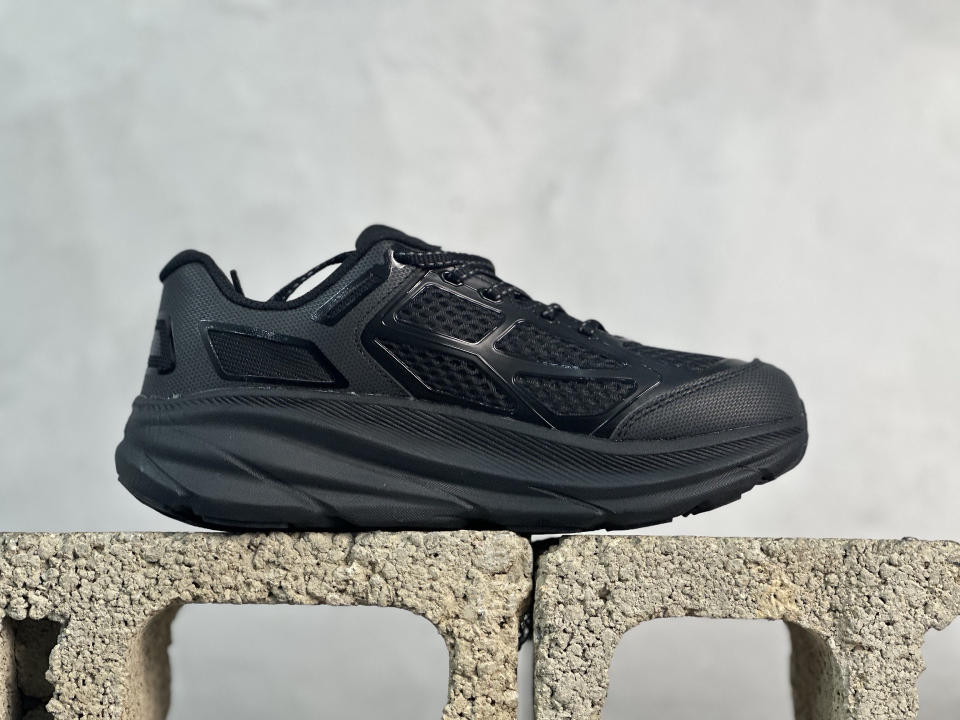 图片[2]-HOKA ONE ONE CLIFTON 9 克里夫顿系列 轻盈透气的针织网面跑鞋 1155370 BBNB 尺码：36 36.5 37 38 38.5 39 40 40.5 41 42 42.5 43 44 45-选品中心