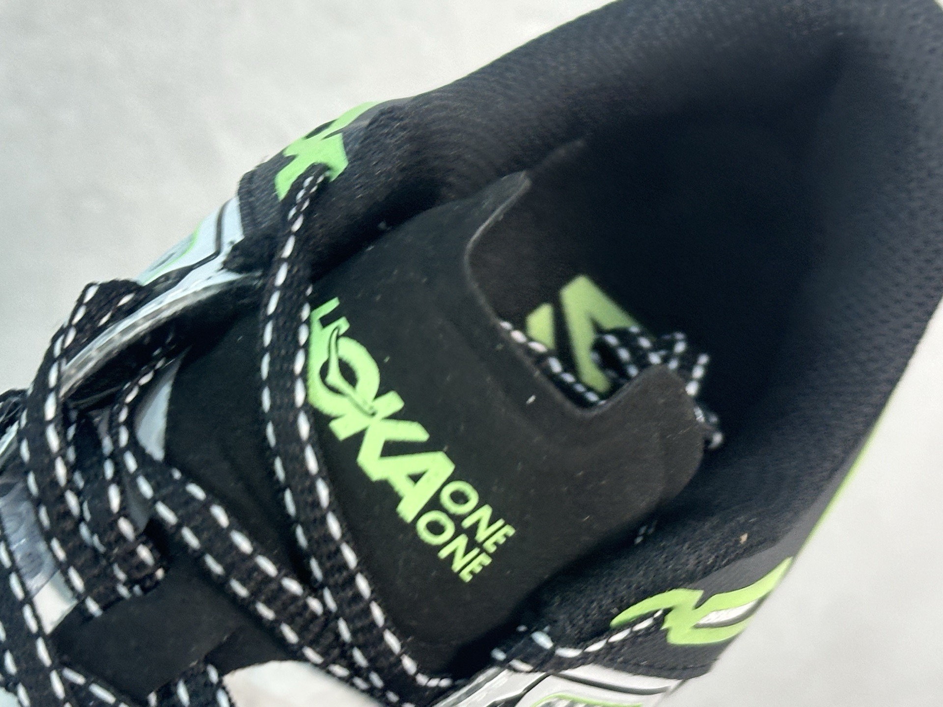 图片[8]-HOKA ONE ONE CLIFTON 9 克里夫顿系列 轻盈透气的针织网面跑鞋 1155370 BWHT 尺码：36 36.5 37 38 38.5 39 40 40.5 41 42 42.5 43 44 45-选品中心