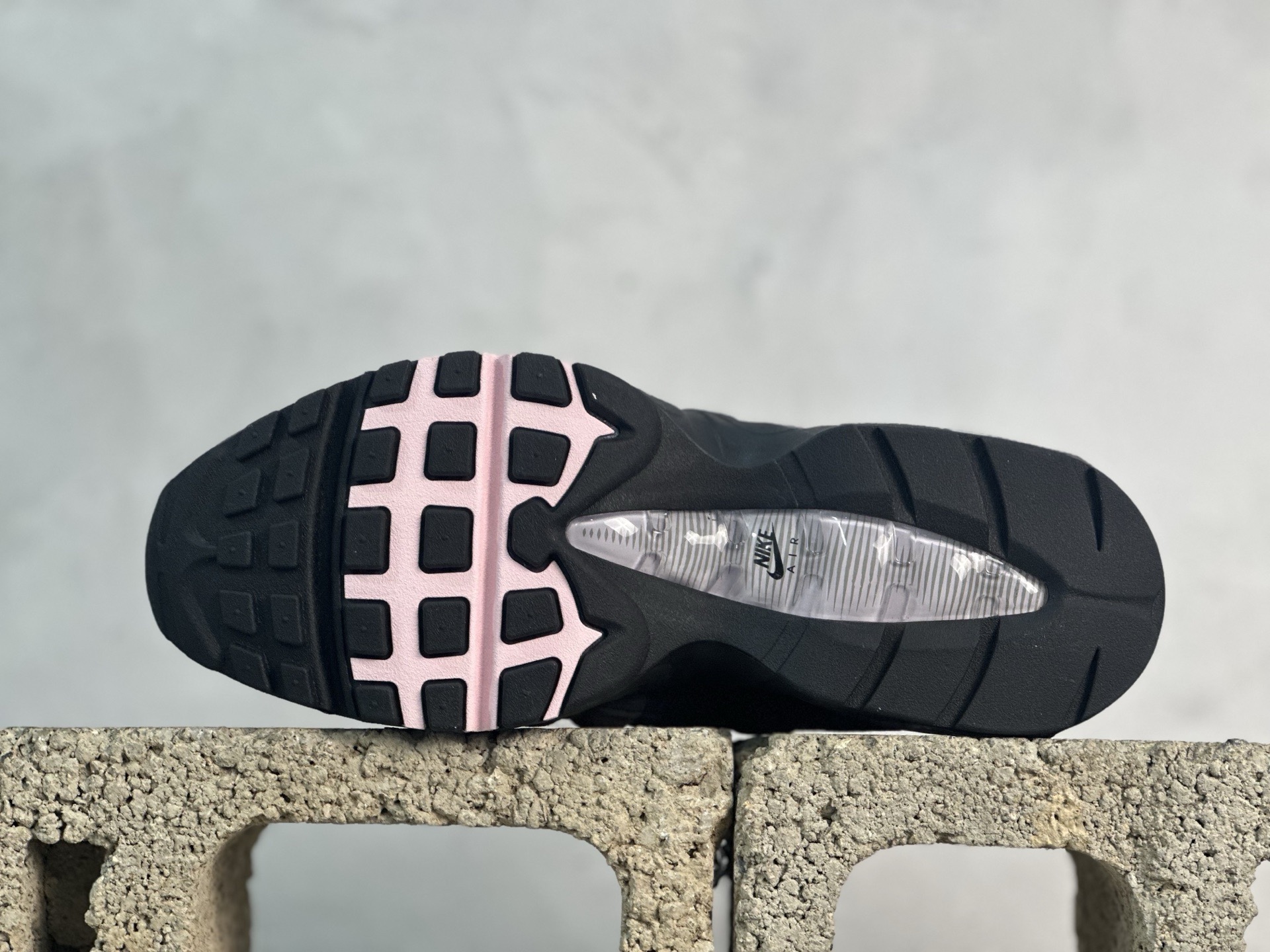 图片[3]-KZ/2.310  口碑神作 CORTEIZ x Nike Air Max 95 灰粉 货号：HJ5996-001 尺码：40 40.5 41 42 42.5 43 44 44.5 45 46 46.5 47.5 48 48.5-选品中心