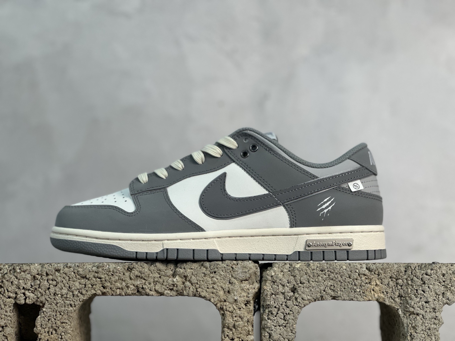 YC  【定制球鞋】Nike Dunk SB 灰狼 货号：GW0510-051 尺码：40 40.5 41 42 42.5 43 44 44.5 45 46-选品中心