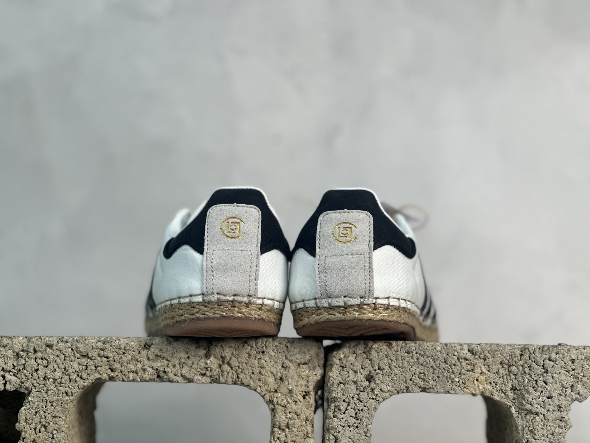 图片[5]-R版  Adidas Originals Gazelle BY EC KJ0274 三叶草复古休闲防滑耐磨低帮板鞋 尺码：36 36.5 37 38 38.5 39 40 40.5 41 42 42.5 43 44 44.5 45-选品中心