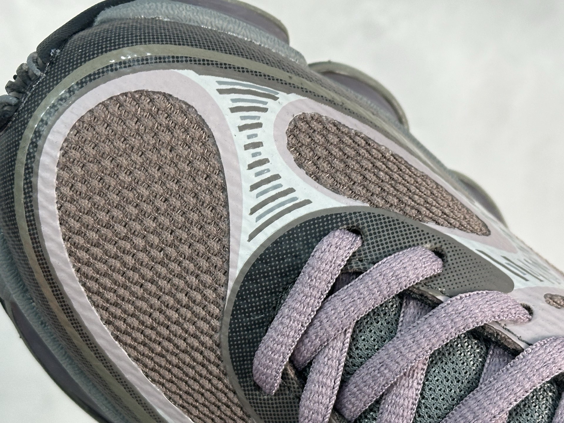 图片[7]-New Balance 2000系列复古老爹风休闲运动慢跑鞋 U20002T8 尺码：36 37 37.5 38 38.5 39 40 40.5 41 42 42.5 43 44 44.5 45 46-选品中心