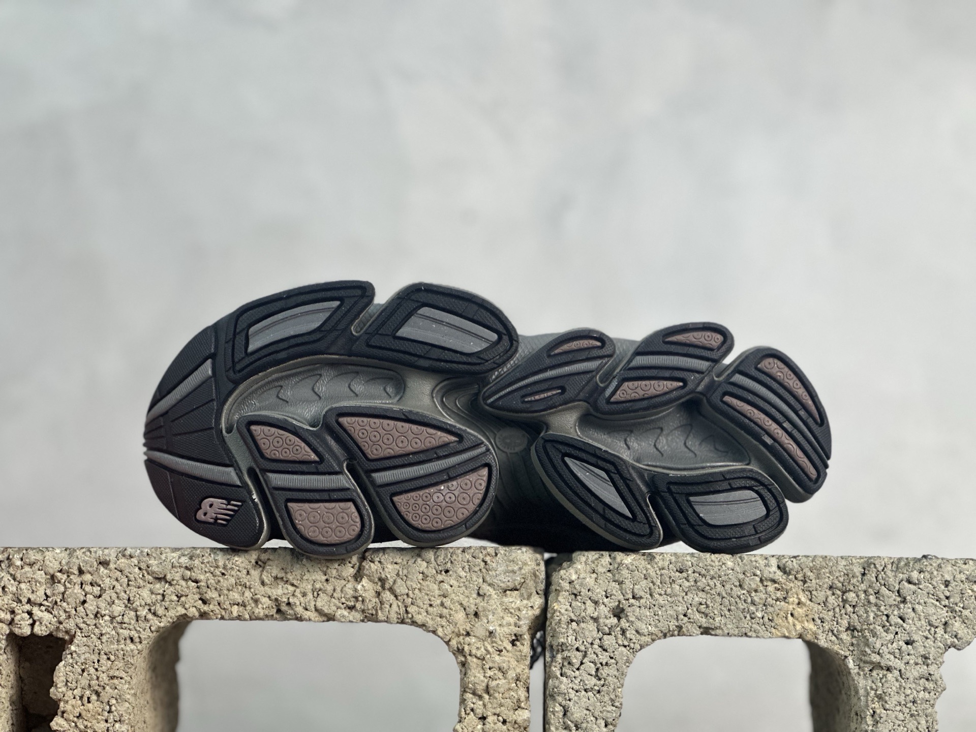 图片[3]-New Balance 2000系列复古老爹风休闲运动慢跑鞋 U20002T8 尺码：36 37 37.5 38 38.5 39 40 40.5 41 42 42.5 43 44 44.5 45 46-选品中心