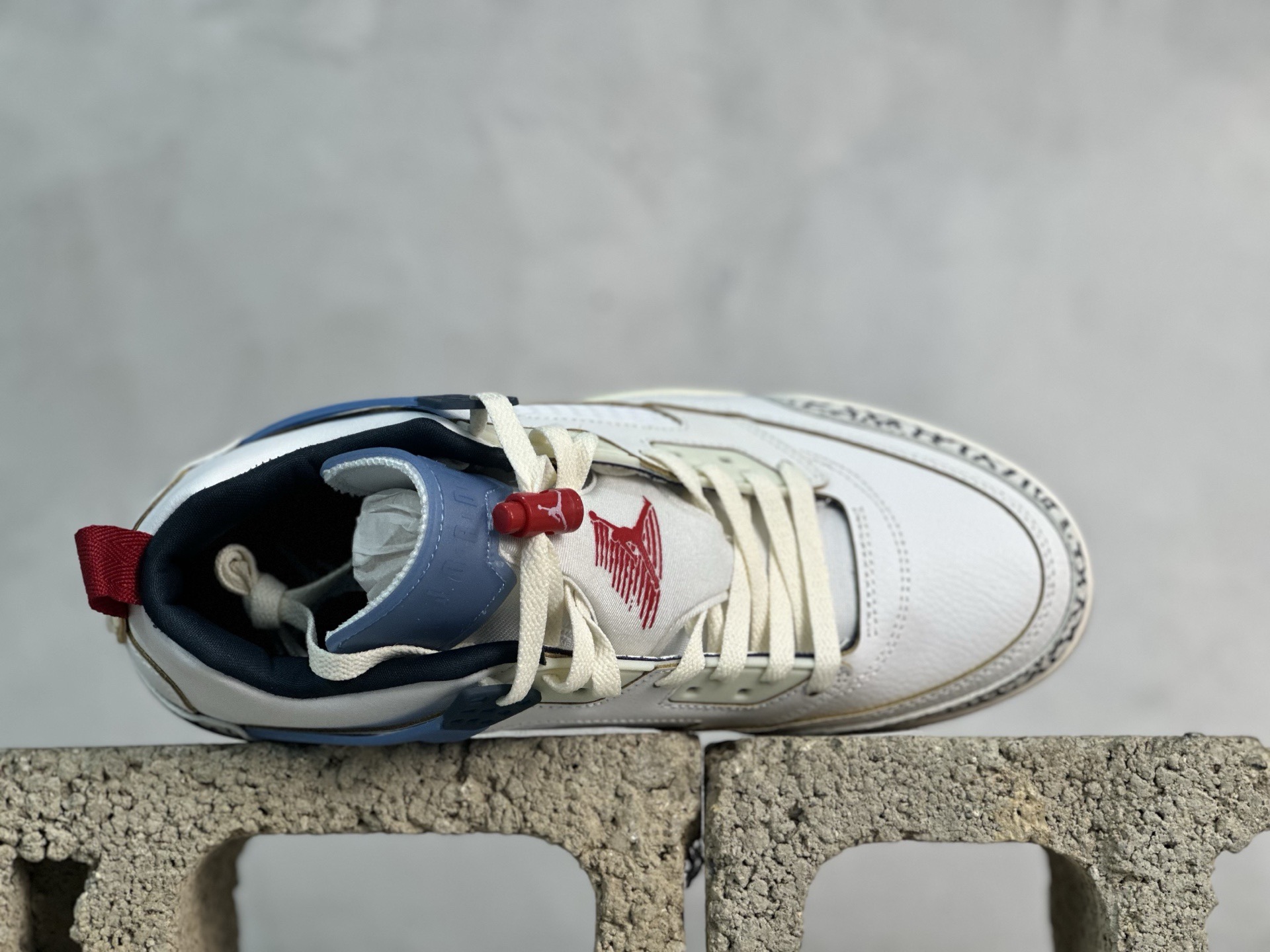 图片[4]-PZ  Jordan Spizike Low AJ 乔丹合体元素 文化休闲板鞋 IM2176-133 #整双鞋在 Air Jordan 5 Low 廓形的基础上，通过加入 AJ3 的爆裂纹和鞋底设计、AJ6 的鞋舌和鞋带束扣、AJ4 的鞋侧三角稳定贴片和鞋带孔等， 尺码：36 36.5 37.5 38 38.5 39 40 40.5 41 42 42.5 43 44 44.5 45 46 47.5-选品中心