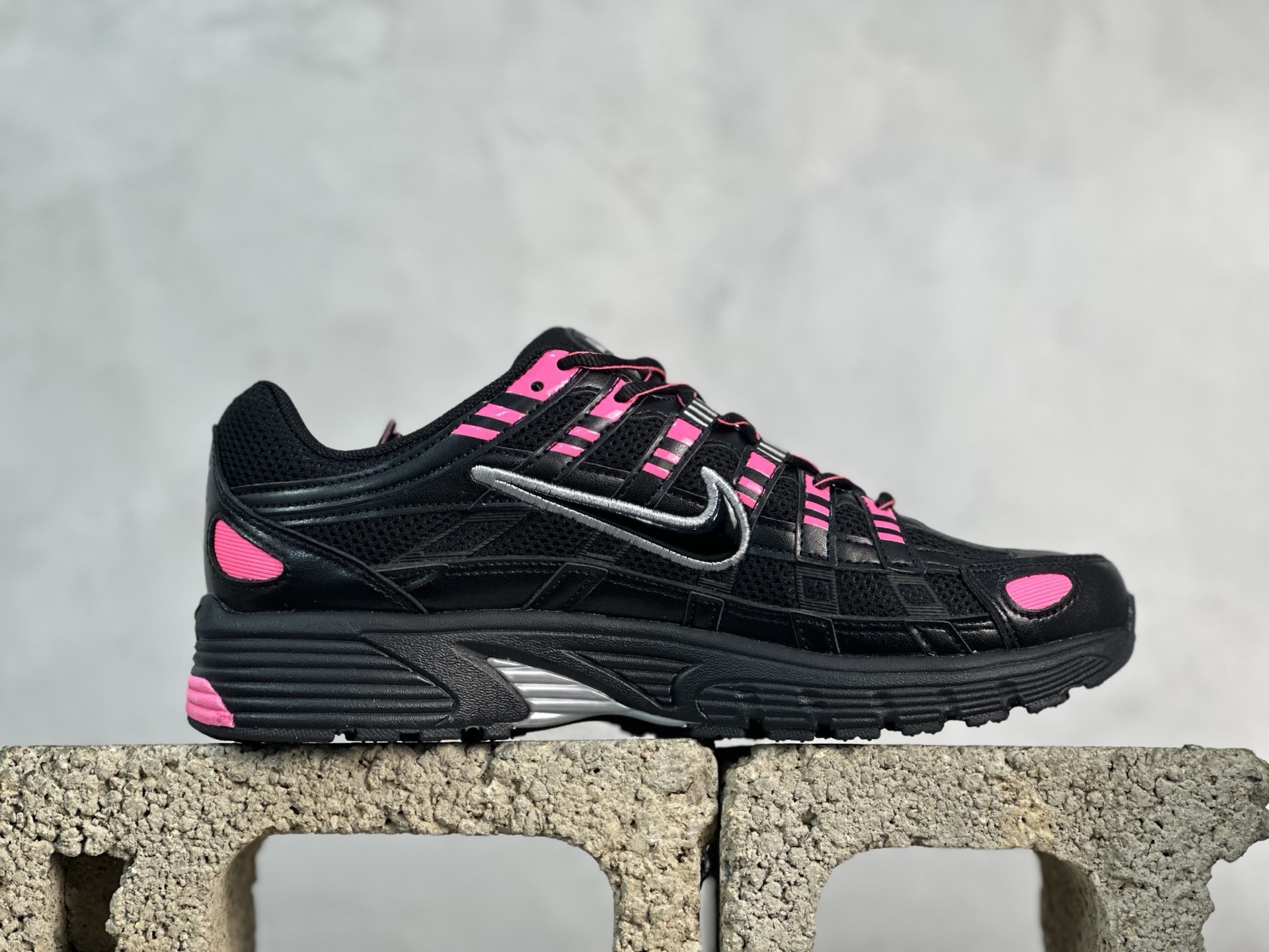 图片[2]-PF  原鞋开发 原数据档案 Nike P-6000 黑粉 货号：CD6404-600 尺码：36 36.5 37.5 38 38.5 39 40 40.5 41 42 42.5 43 44 44.5 45 \”},\”album\”：{\”isSearchAcceleration\”：true,\”isShowCart\”：false,\”isShowTips\”：false,\”desc\”：\”-选品中心