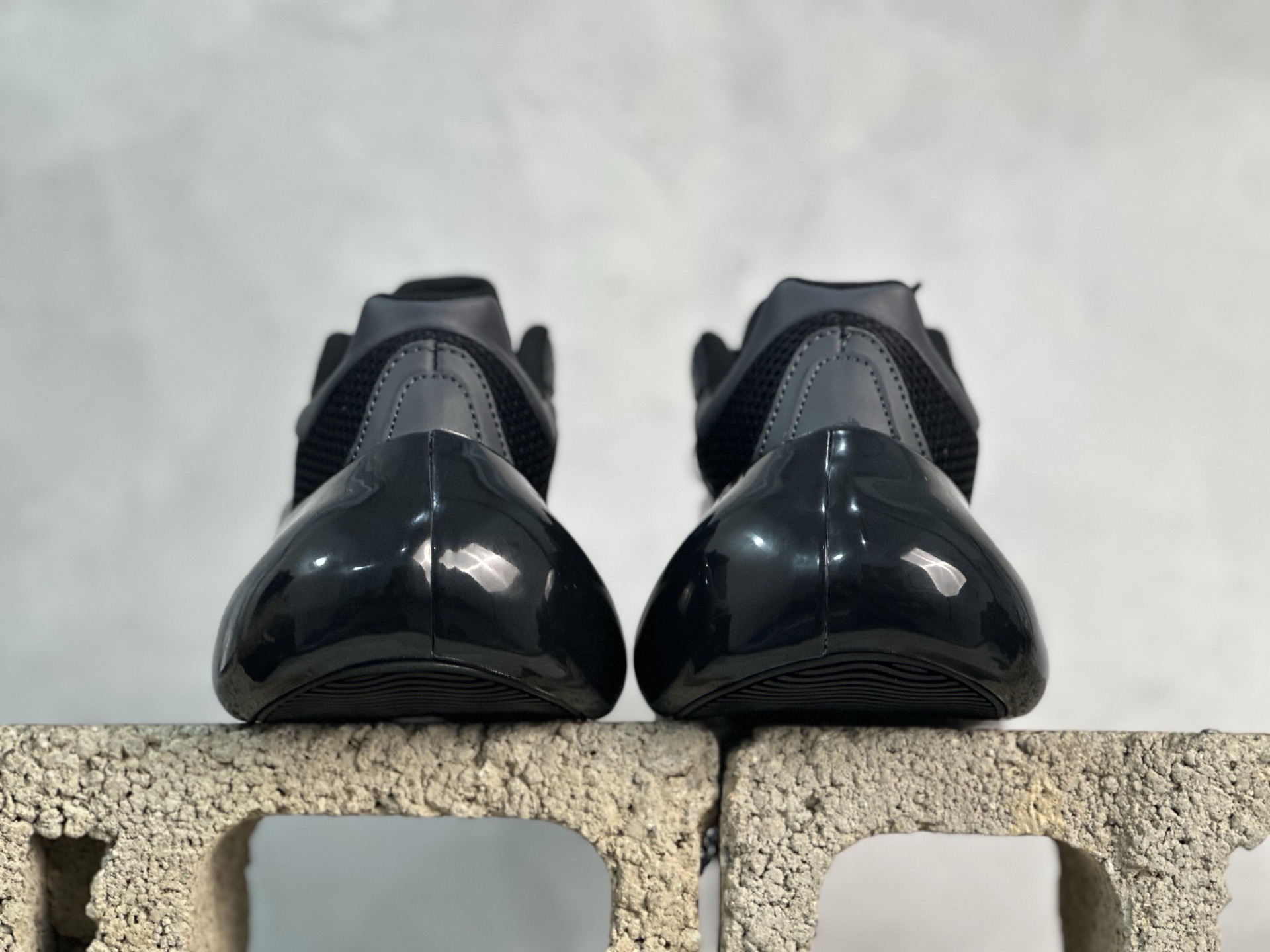 图片[5]-AVAVAV x Adidas Originals Moonrubber Megaride 阿迪达斯 联名款 舒适 防滑耐磨 低帮 生活休闲鞋 货号： JI1494 尺码： 35.5 36 36.5 37 38 38.5 39 40 40.5 41 42 42.5 43-选品中心