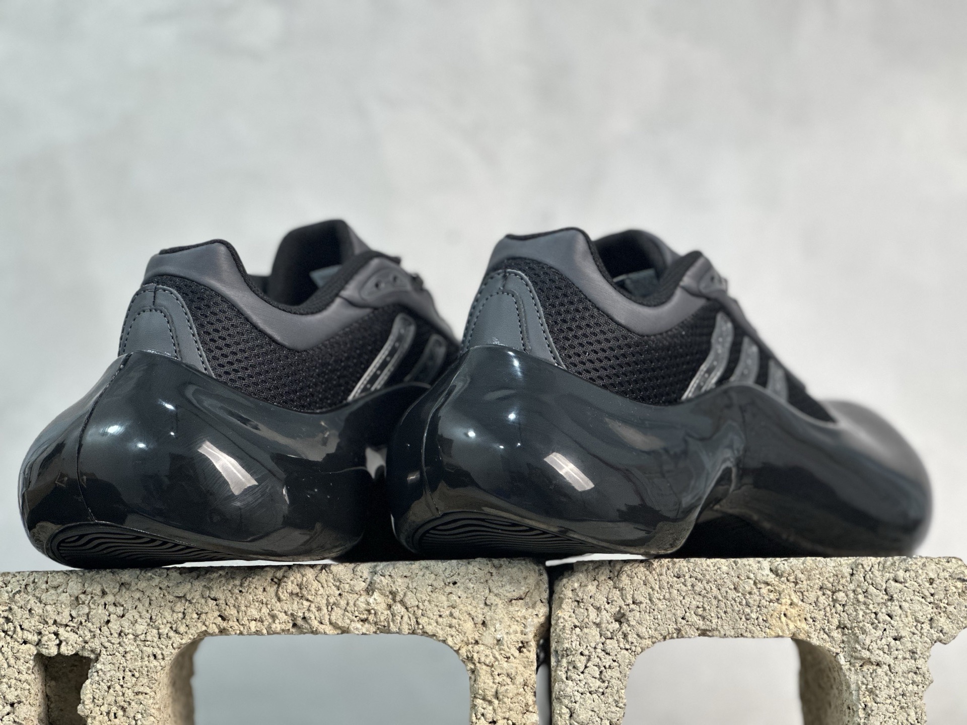 图片[6]-AVAVAV x Adidas Originals Moonrubber Megaride 阿迪达斯 联名款 舒适 防滑耐磨 低帮 生活休闲鞋 货号： JI1494 尺码： 35.5 36 36.5 37 38 38.5 39 40 40.5 41 42 42.5 43-选品中心